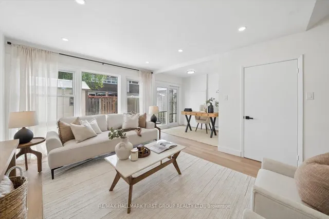 30 Venetian Cres #128, Toronto 5