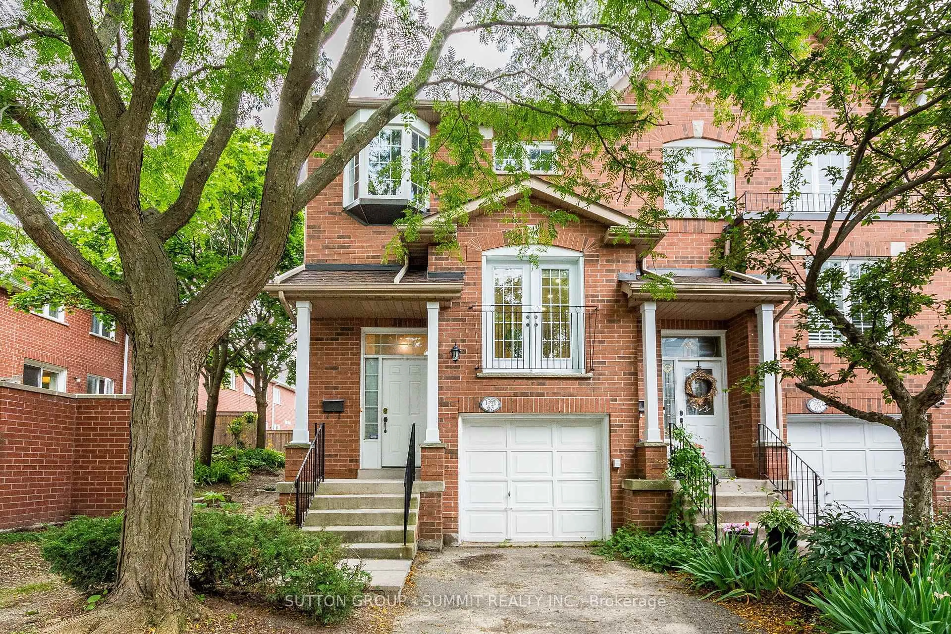 Home with brick exterior material, street for 1591 South Parade Crt #63, Mississauga Ontario L5M 6G1