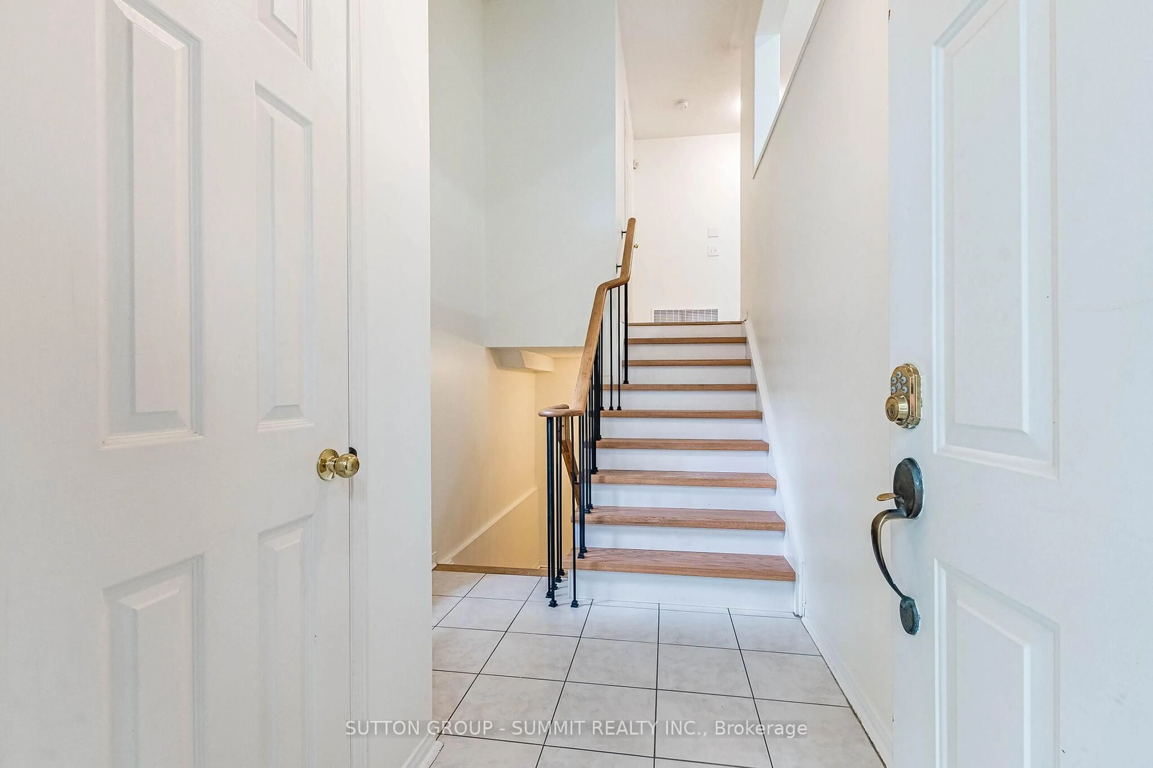 Unknown for 1591 South Parade Crt #63, Mississauga Ontario L5M 6G1