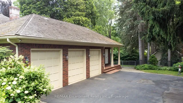488 Macdonald Rd, Oakville 5