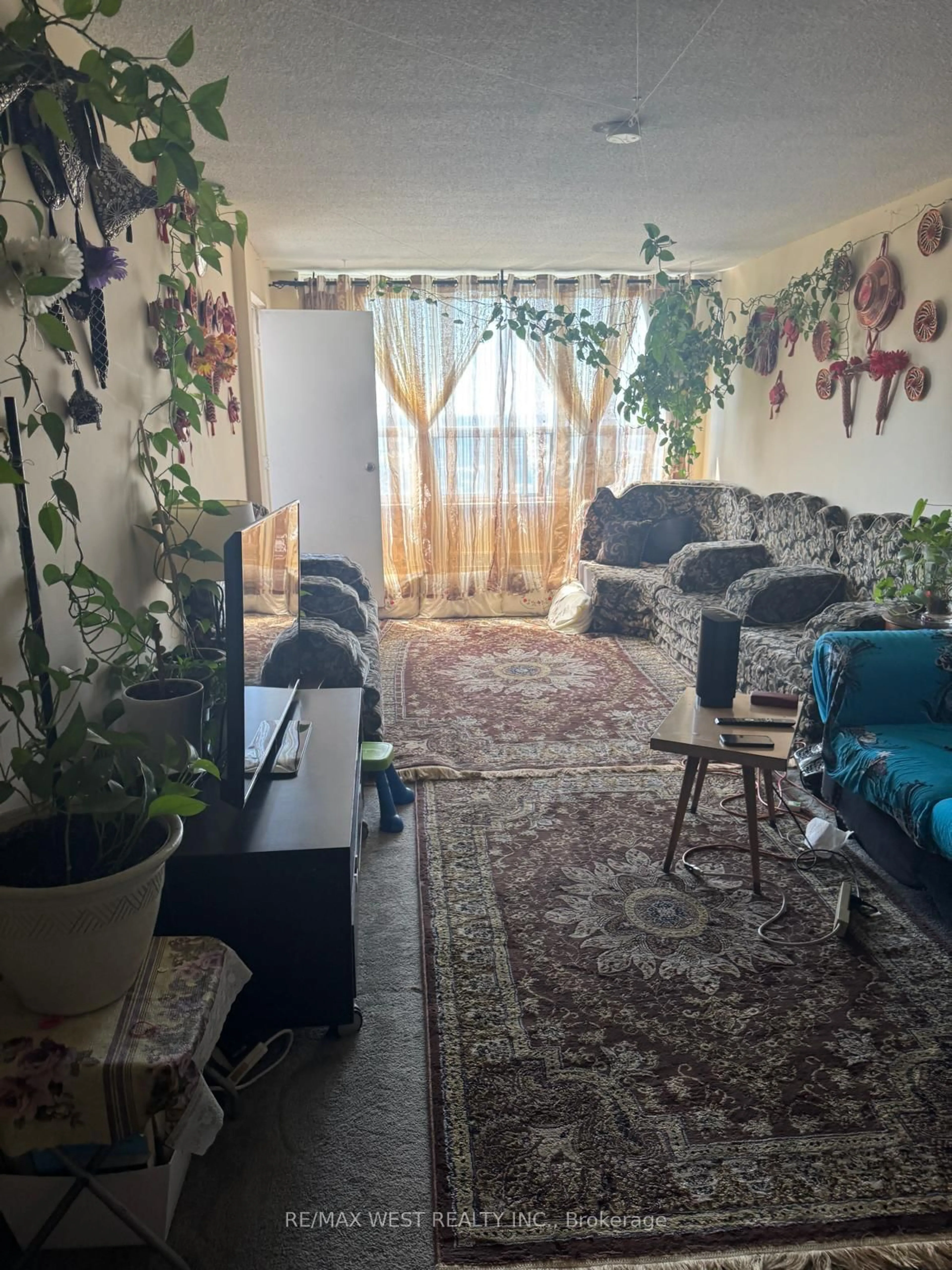 A pic of a room for 390 Dixon Rd #2309, Toronto Ontario M9R 1T4