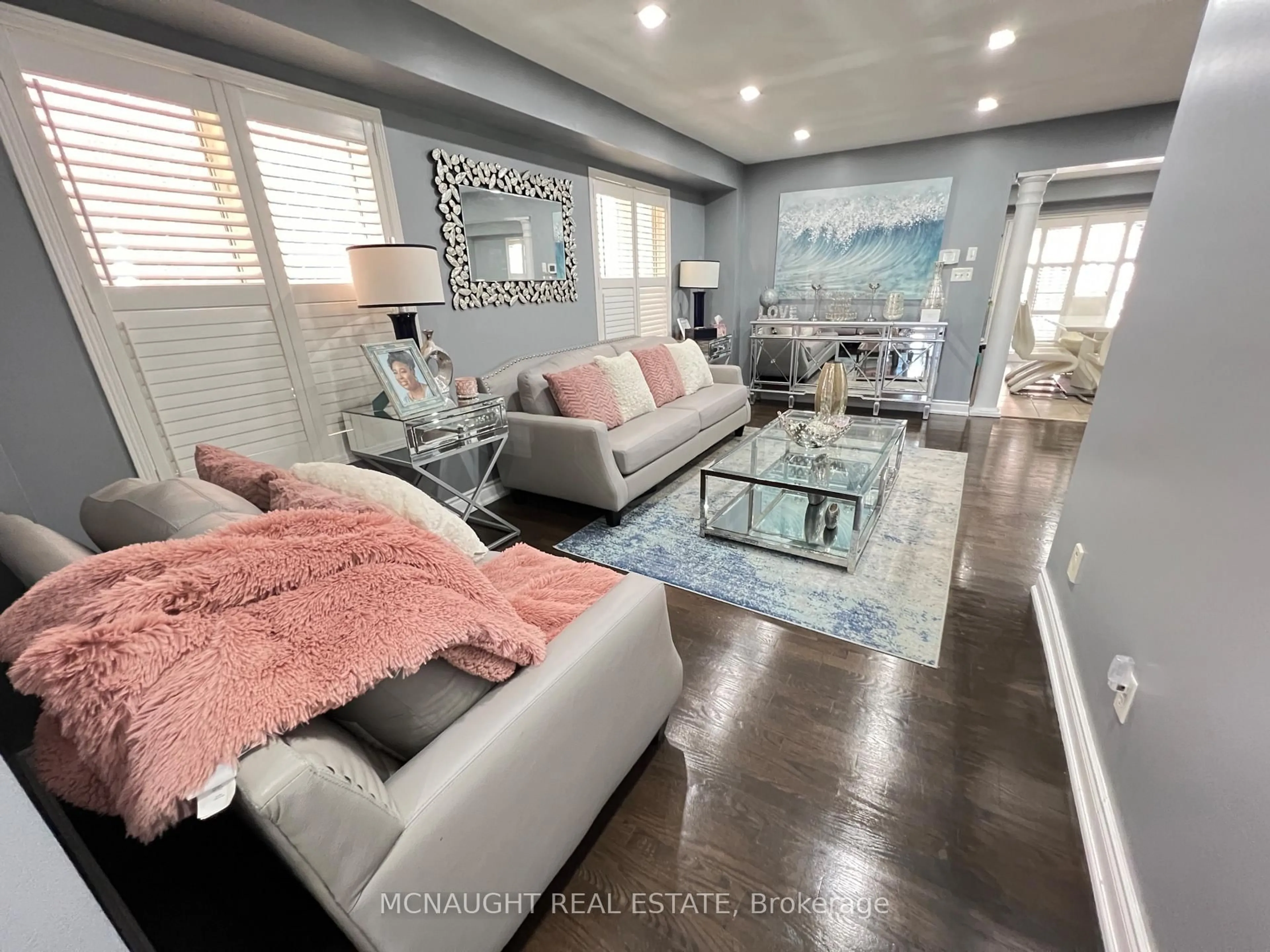 Living room with furniture, unknown for 117 Crown Victoria Dr, Brampton Ontario L7A 3X9
