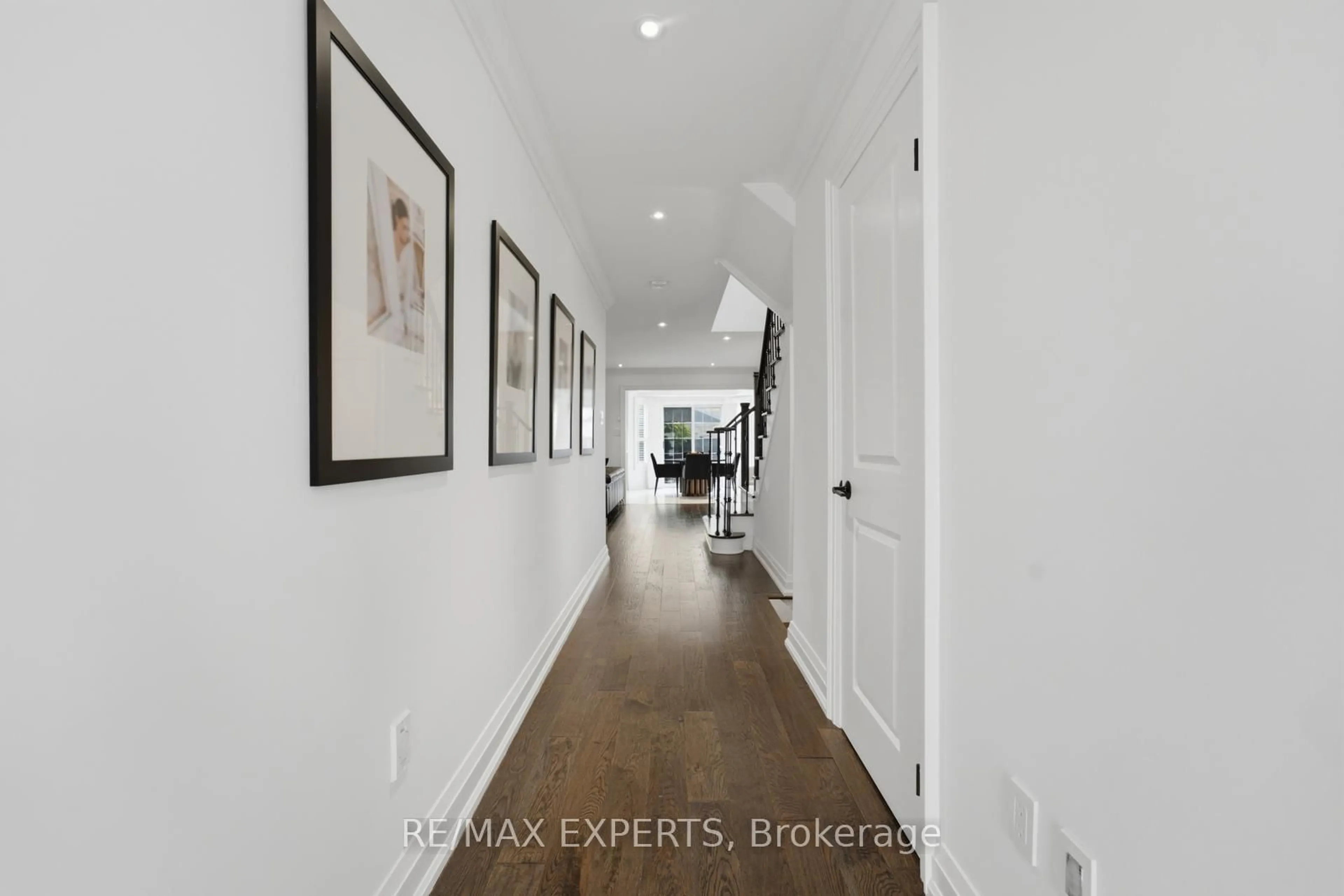 Indoor entryway for 30 Lismer Cres, Caledon Ontario L7E 2W5