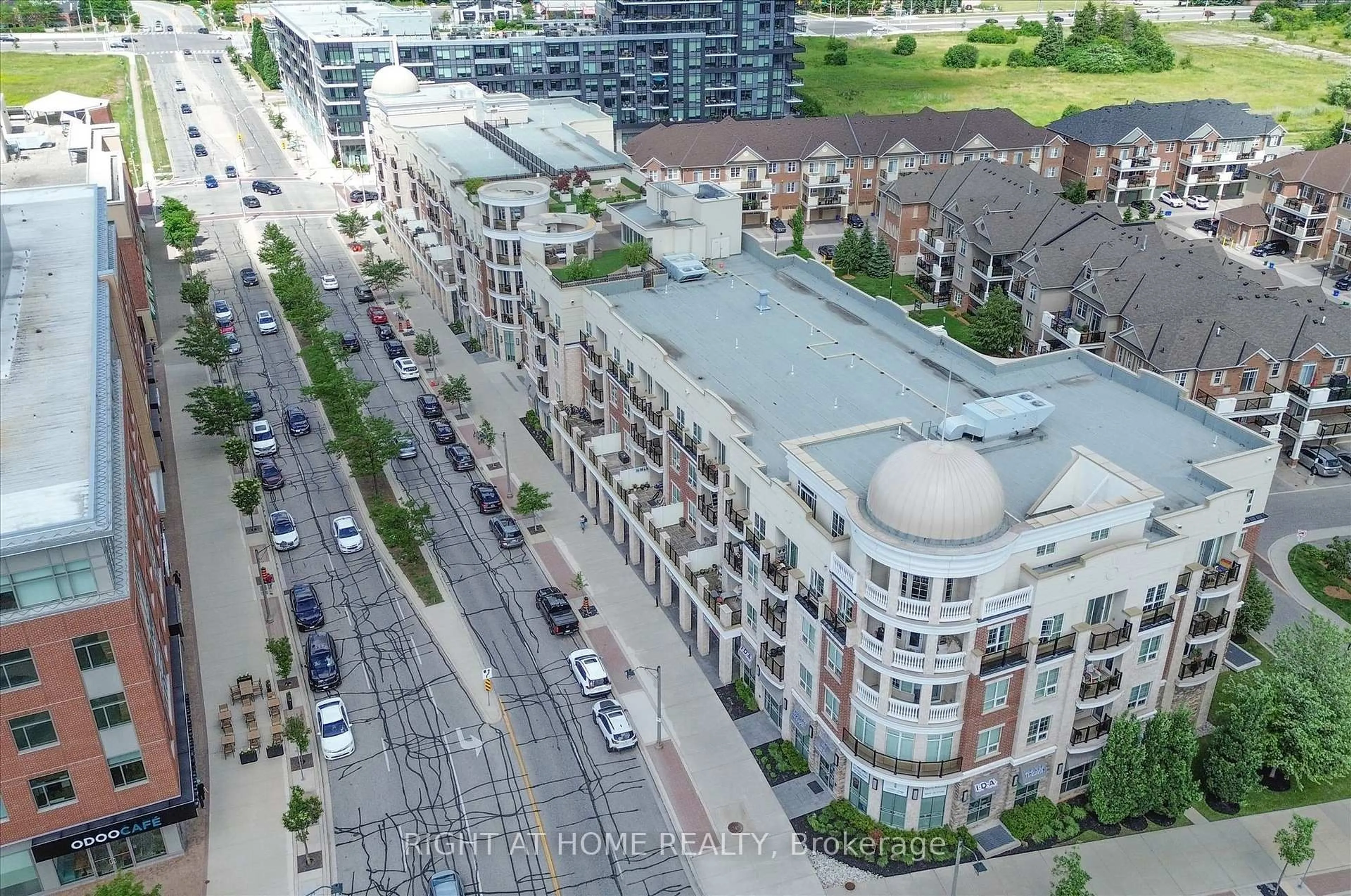 A pic from outside/outdoor area/front of a property/back of a property/a pic from drone, city buildings view from balcony for 216 Oak Park Blvd #409, Oakville Ontario L6H 7S8