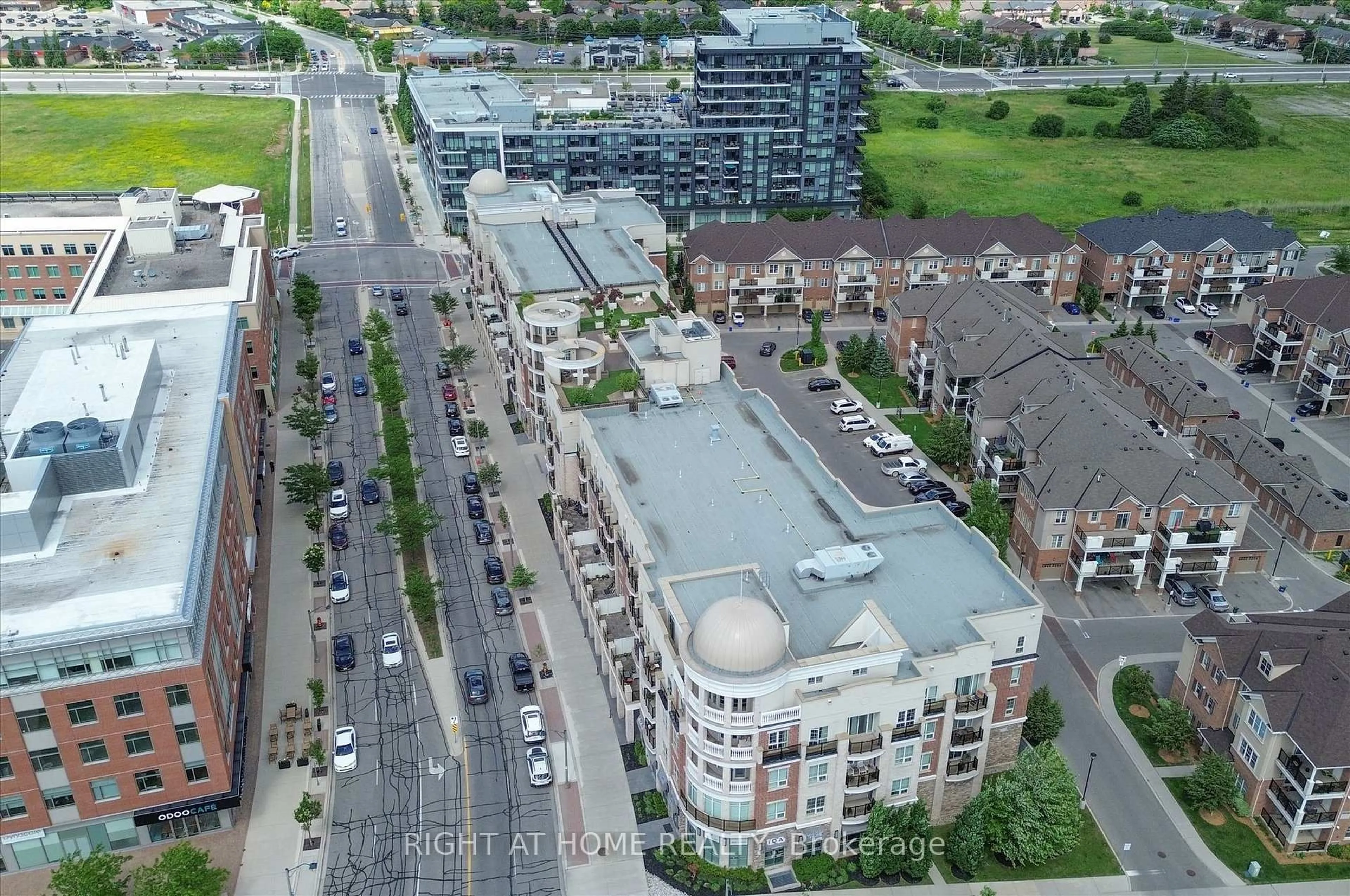 A pic from outside/outdoor area/front of a property/back of a property/a pic from drone, city buildings view from balcony for 216 Oak Park Blvd #409, Oakville Ontario L6H 7S8