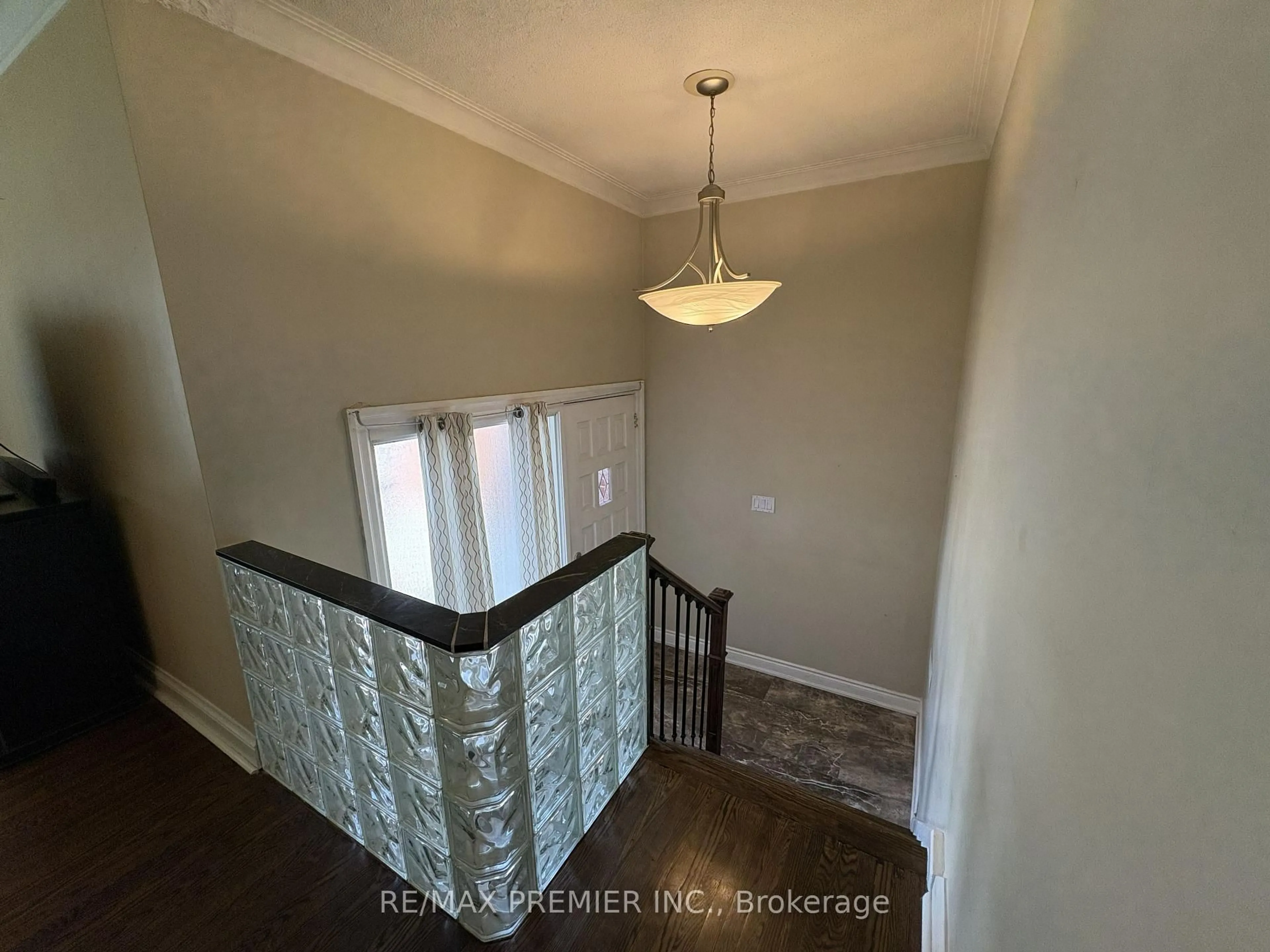 Unknown for 2979 Weston Rd, Toronto Ontario M9M 2T1