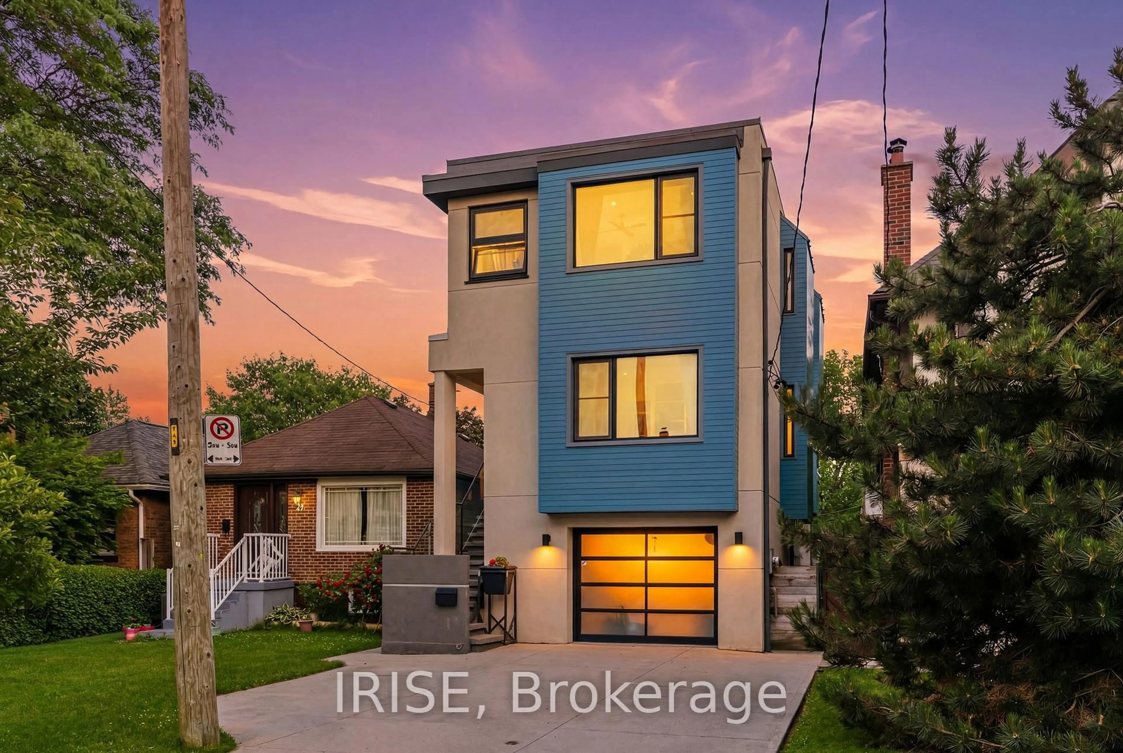 Home with brick exterior material, street for 29 Ash Cres, Toronto Ontario M8W 1E4