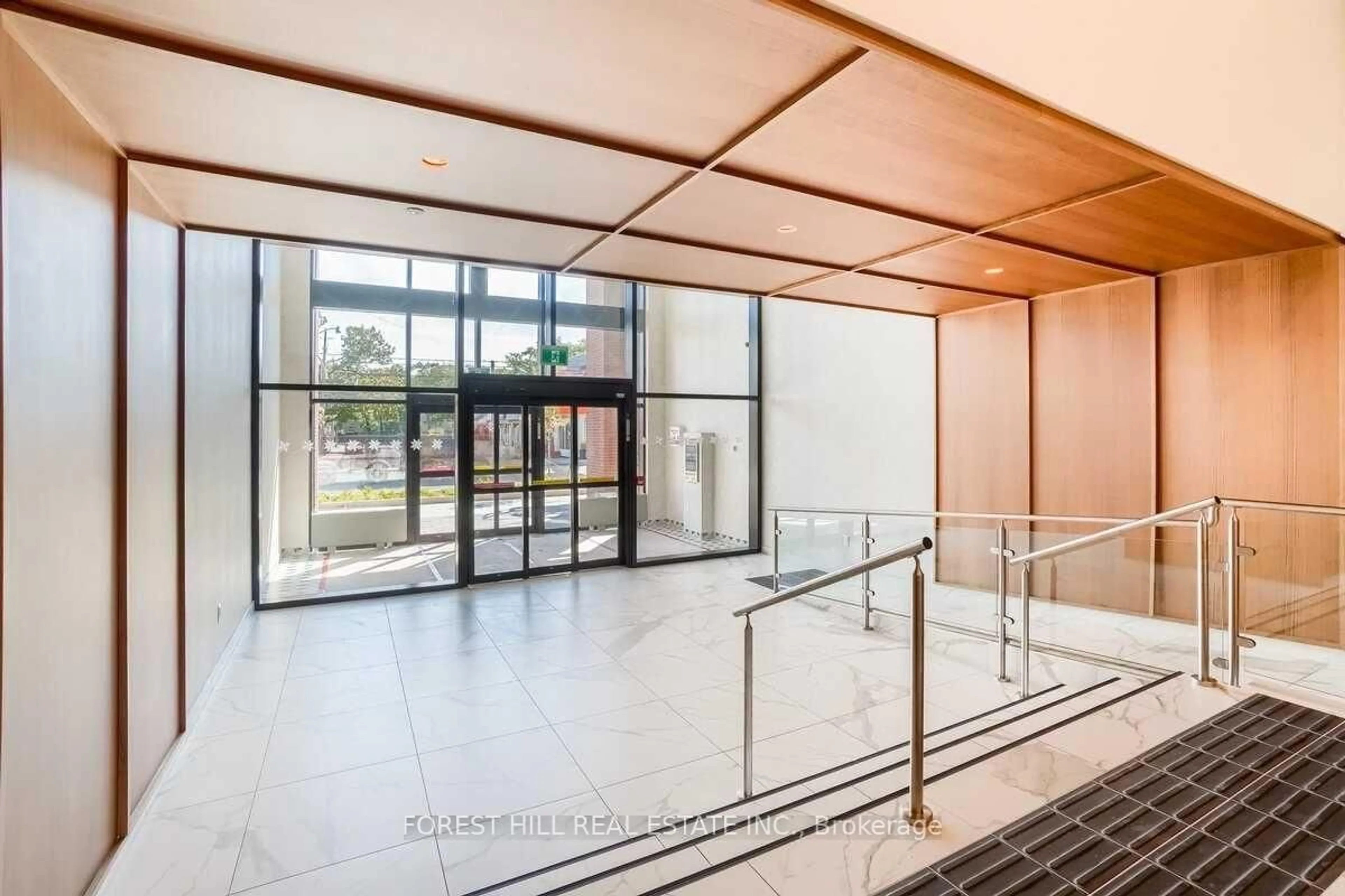 Indoor foyer for 2300 St. Clair Ave #1009, Toronto Ontario M6N 0B3