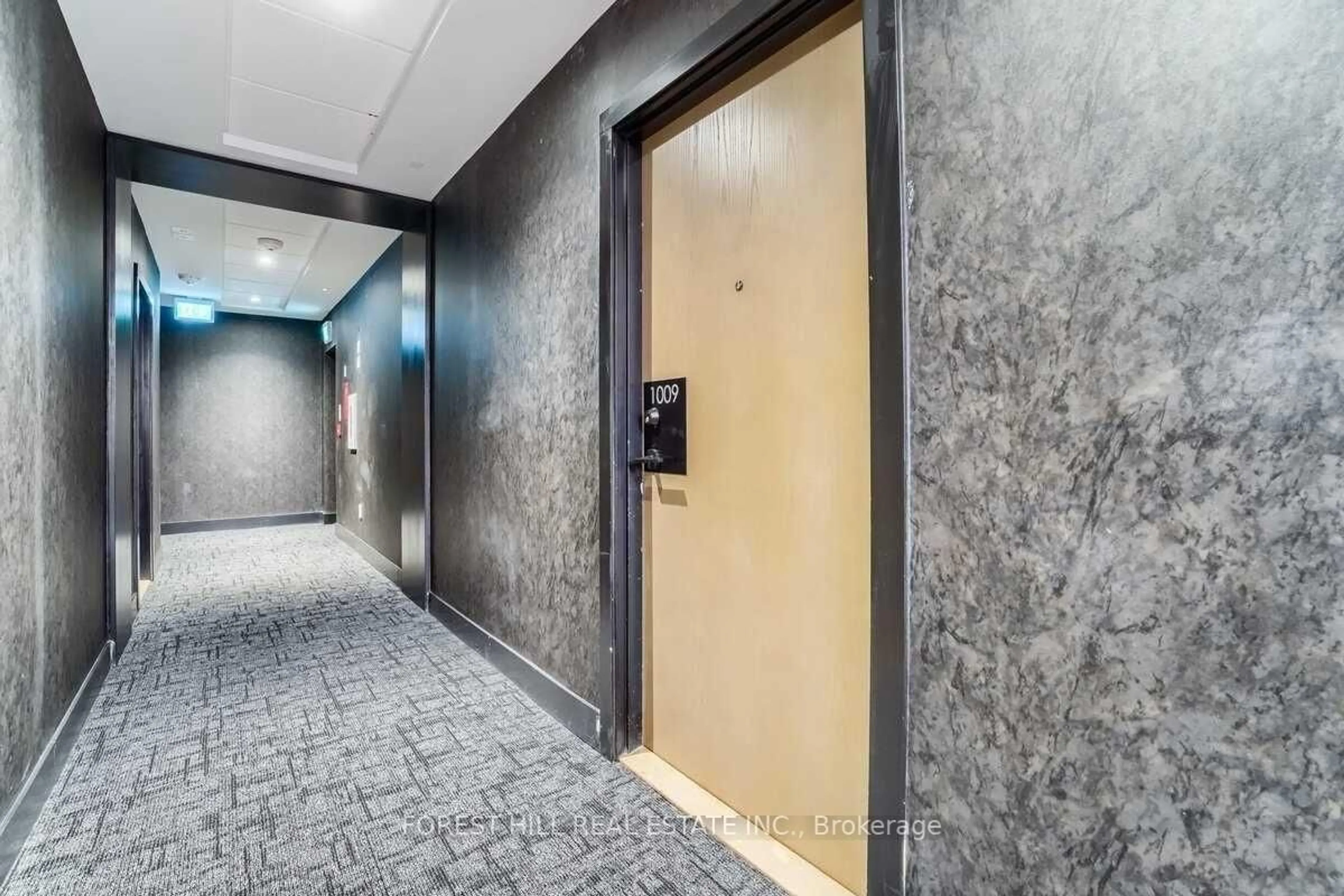 Indoor foyer for 2300 St. Clair Ave #1009, Toronto Ontario M6N 0B3