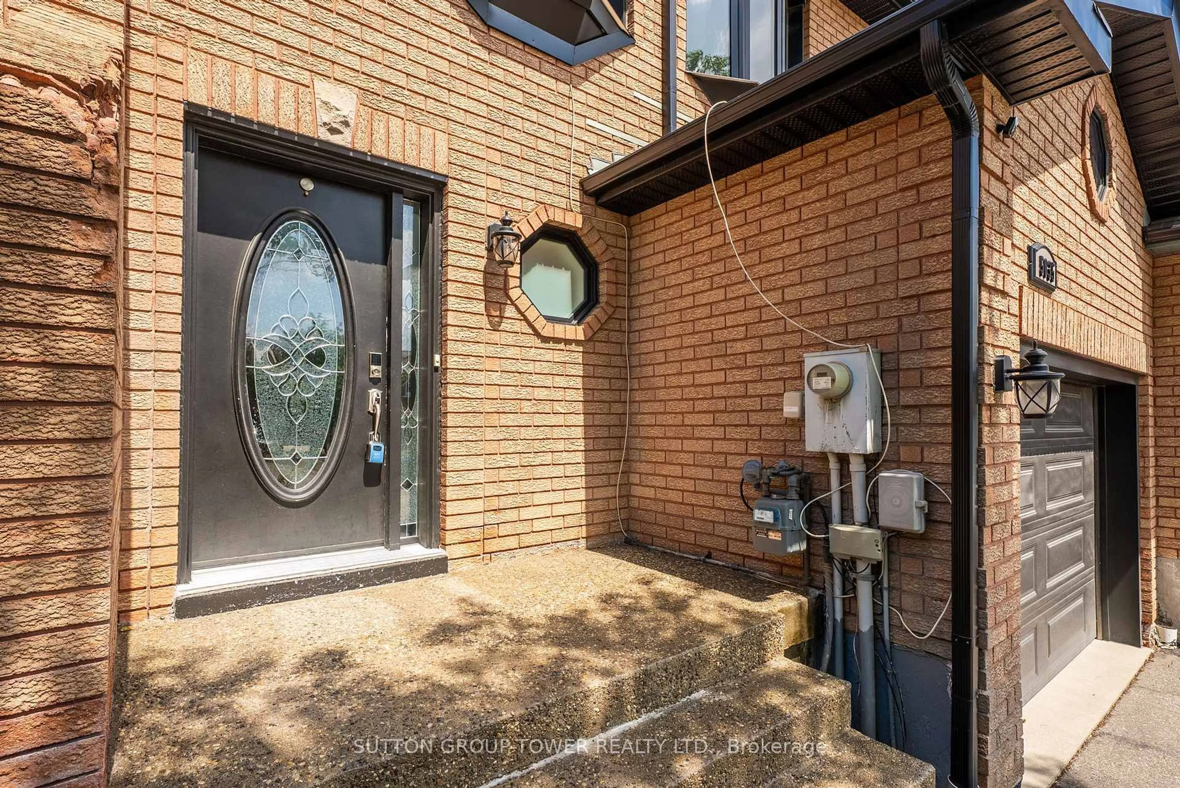 Unknown for 5035 Moulin Rouge Cres, Mississauga Ontario L5V 1R6