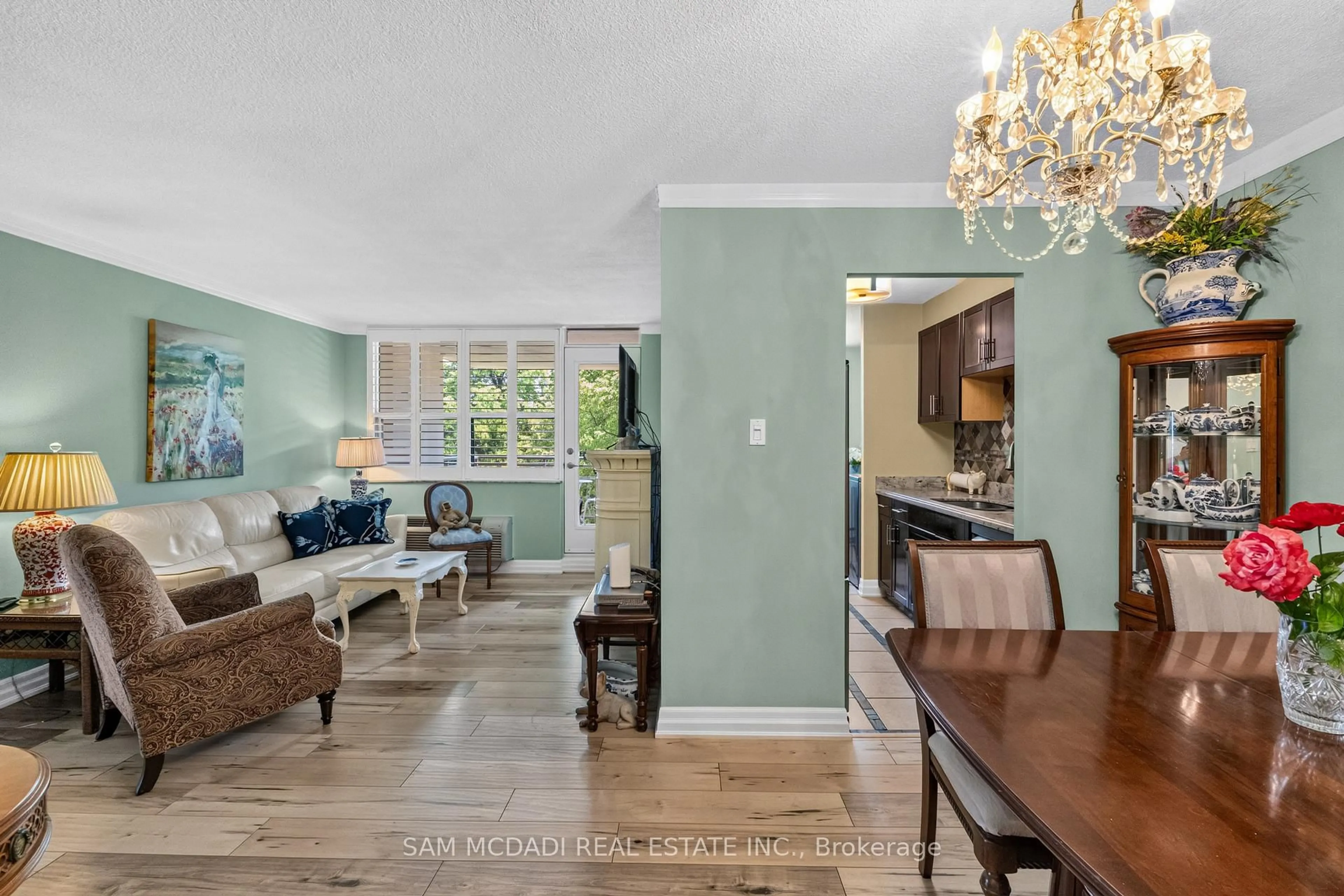 Living room with furniture, unknown for 966 Inverhouse Dr #412, Mississauga Ontario L5J 4B6
