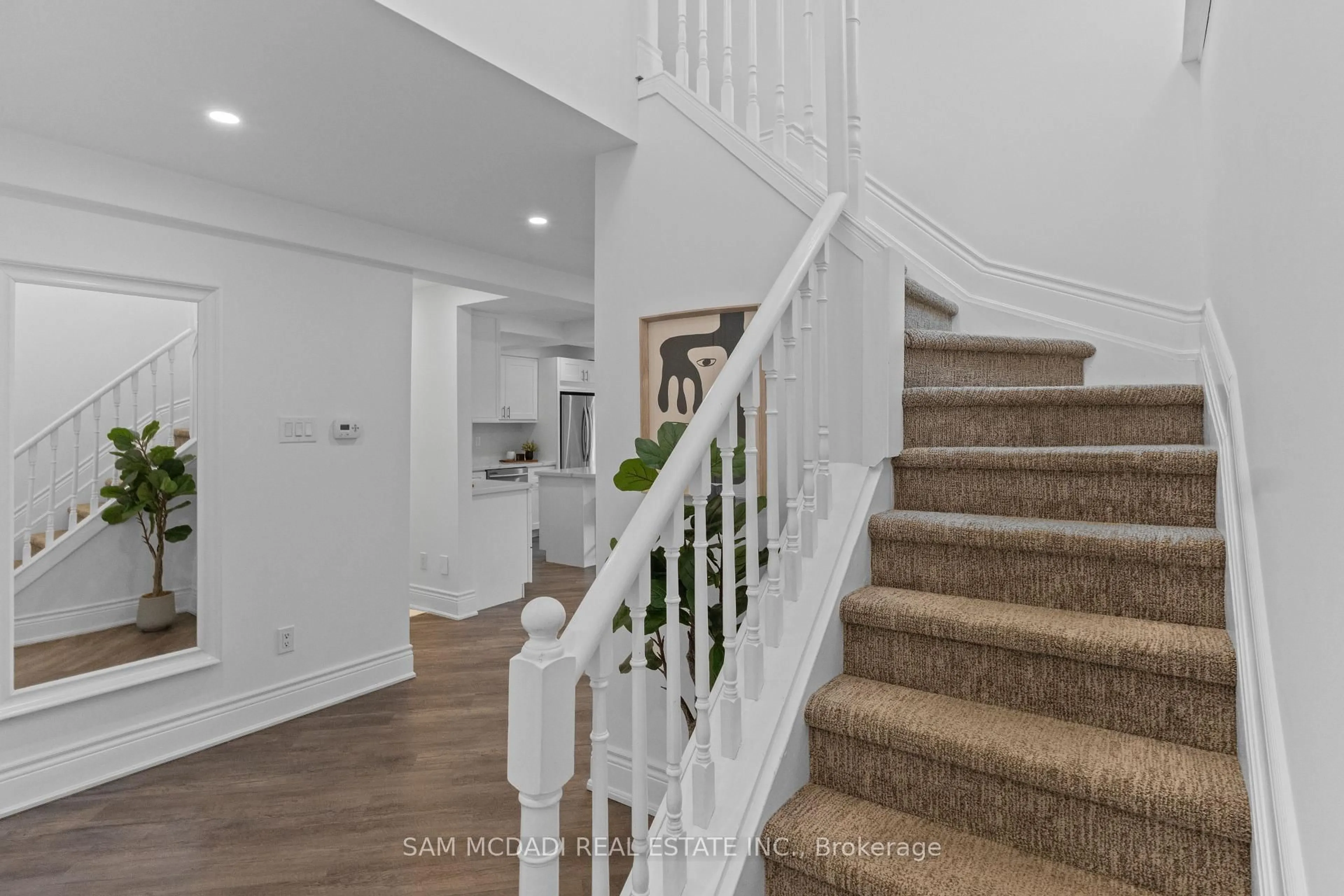 Unknown for 3500 South Millway #27, Mississauga Ontario L5L 3T8