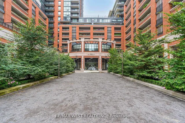 830 Lawrence Ave #803, Toronto 4