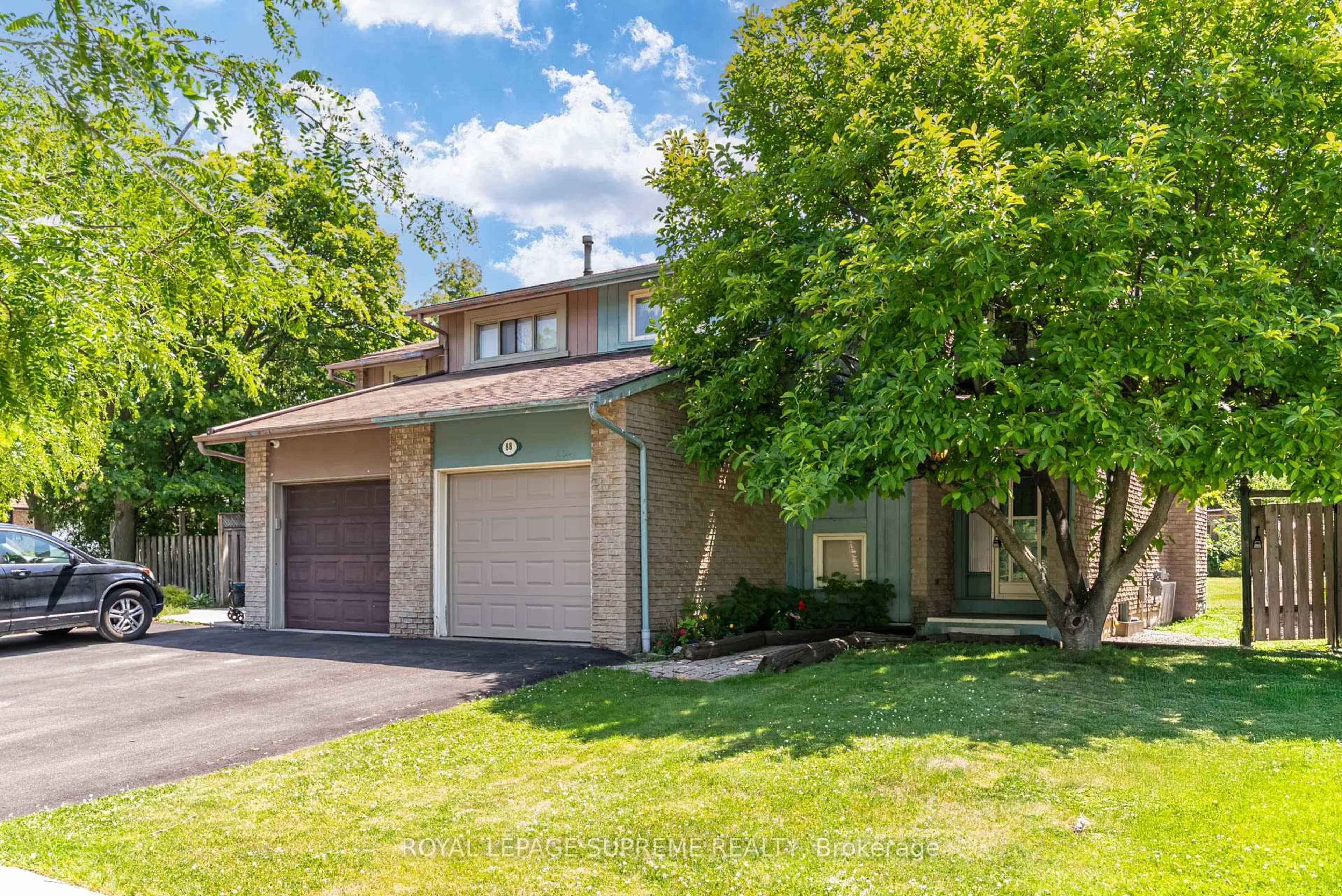Home with brick exterior material, street for 88 Salisbury Circ, Brampton Ontario L6V 2Z5