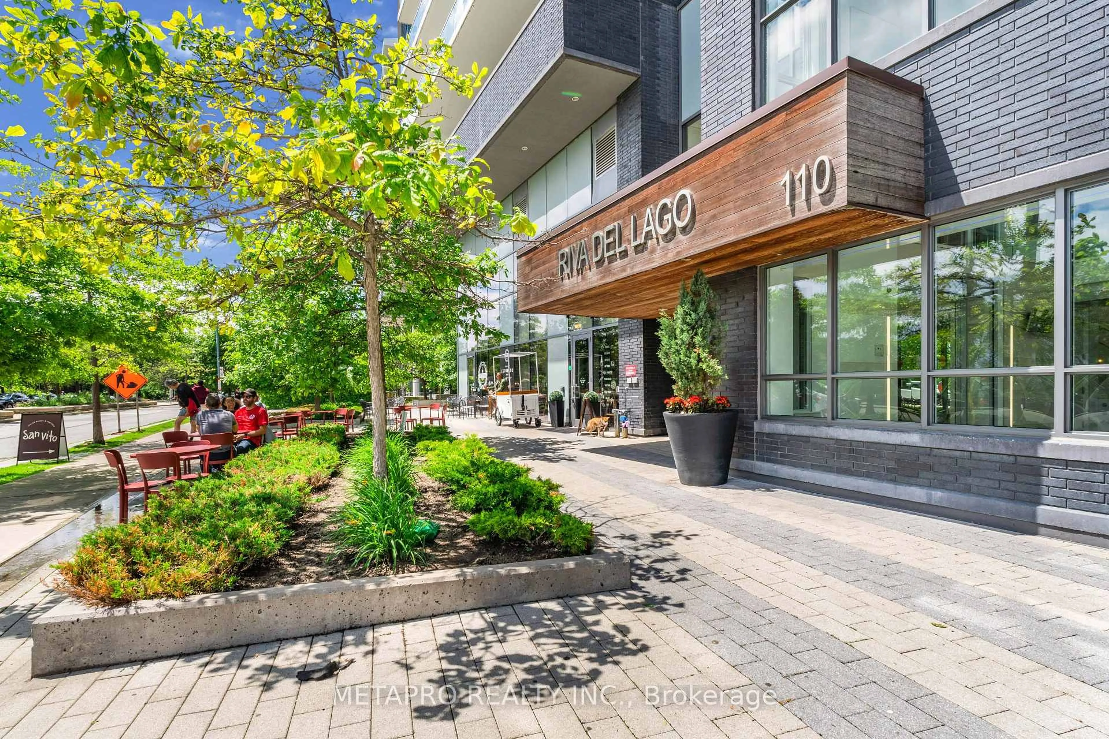 Unknown for 110 Marine Parade Dr #809, Toronto Ontario M8V 0A3