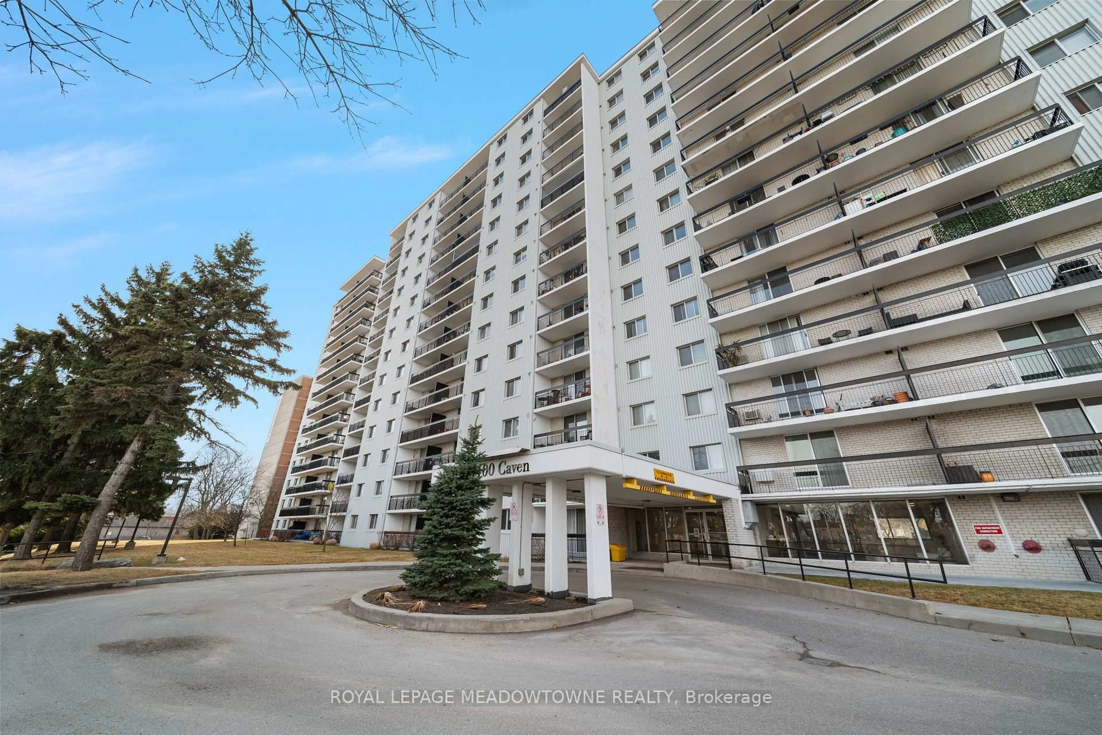 Unknown for 1100 Caven St #PH #8, Mississauga Ontario L5G 4N3