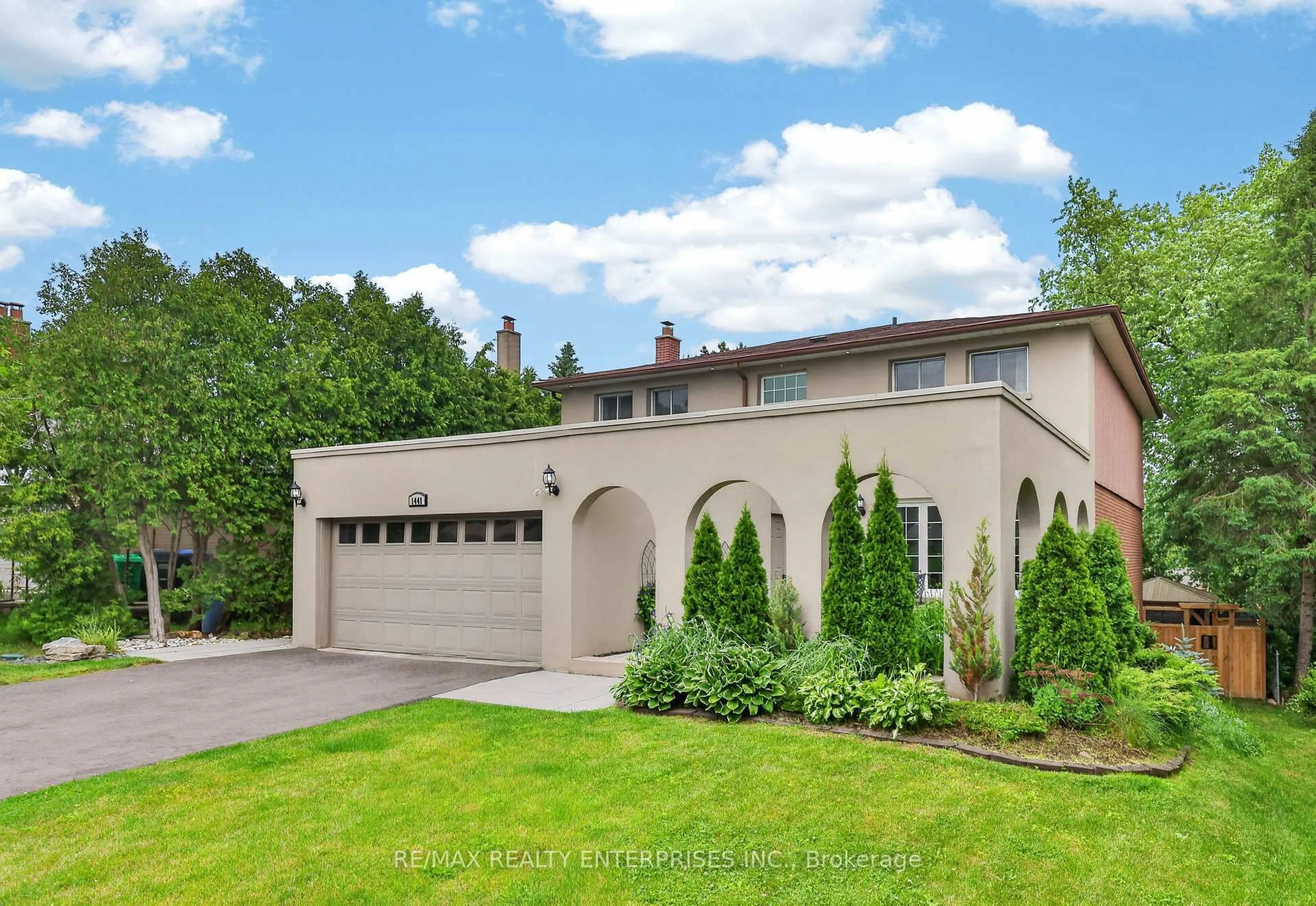 Home with brick exterior material, street for 1441 Petrie Way, Mississauga Ontario L5J 3Z7