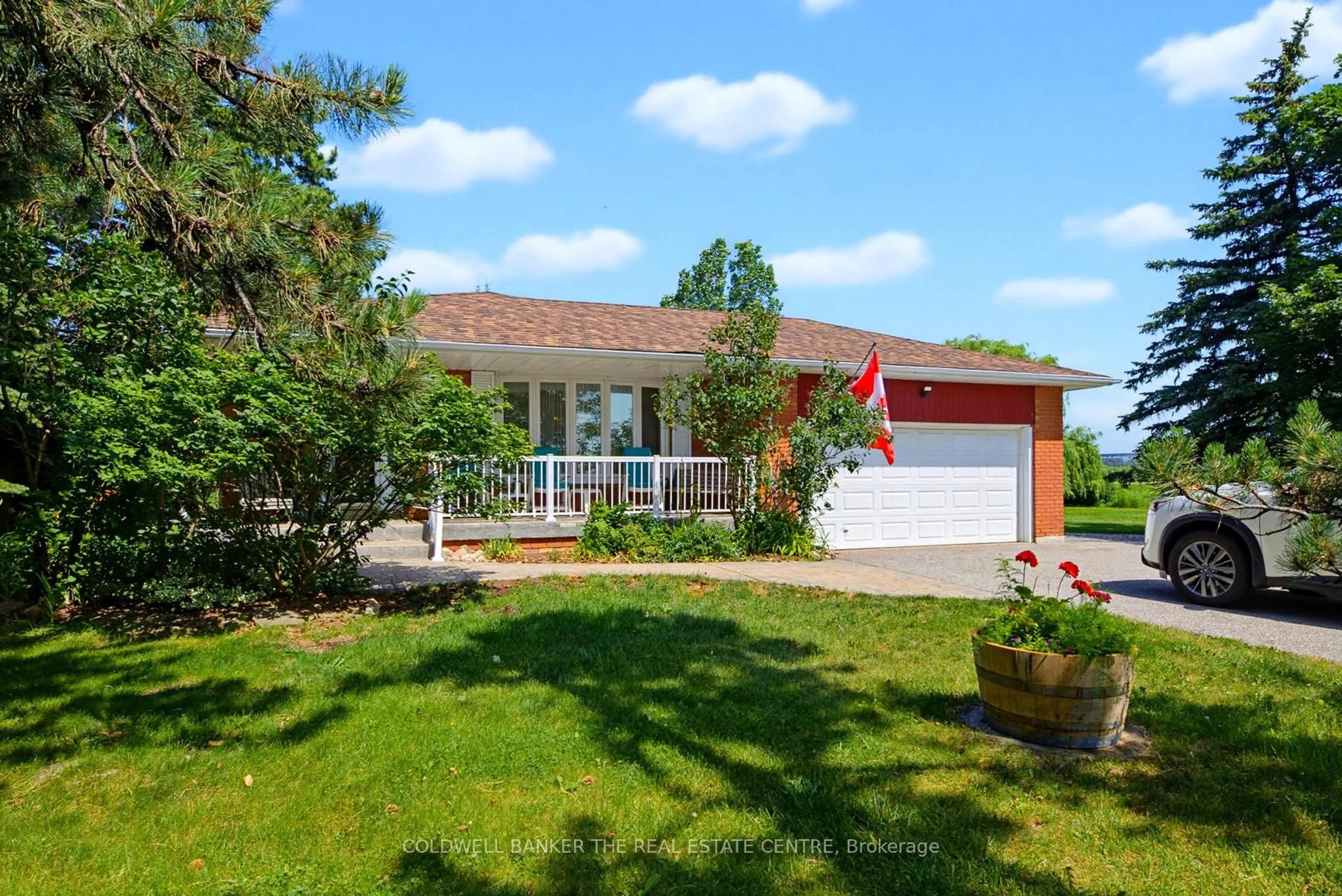 A pic from outside/outdoor area/front of a property/back of a property/a pic from drone, unknown for 5232 Mayfield Rd, Caledon Ontario L7C 0Z5