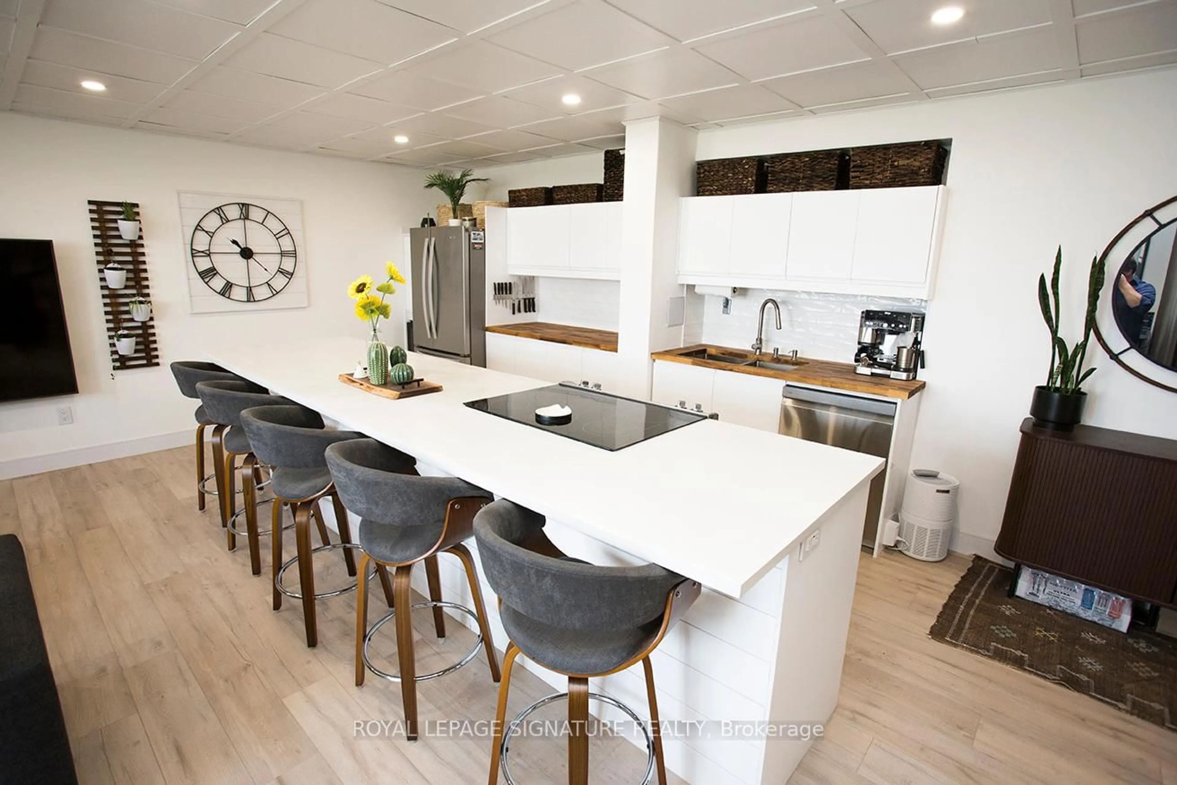 Contemporary kitchen, unknown for 2645 Kipling Ave #1705, Toronto Ontario M9V 3S6