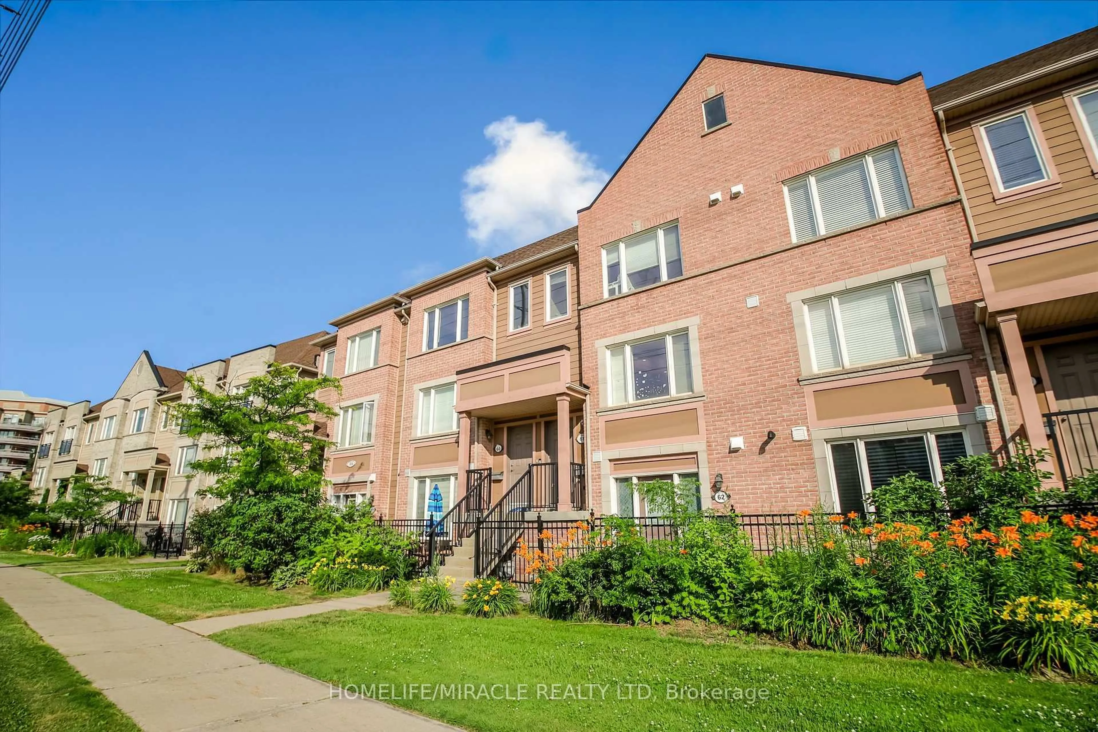 Unknown for 3056 Eglinton Ave #62, Mississauga Ontario L5M 8E4
