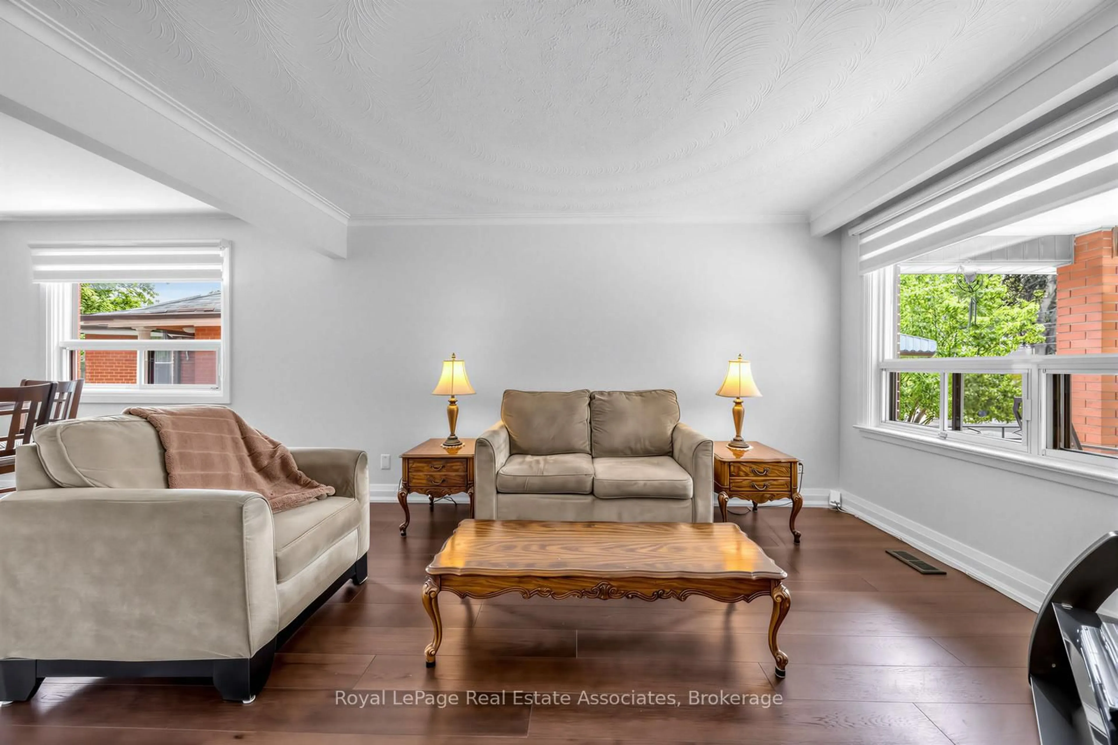 Living room with furniture, unknown for 256 John St, Toronto Ontario M9N 1K2