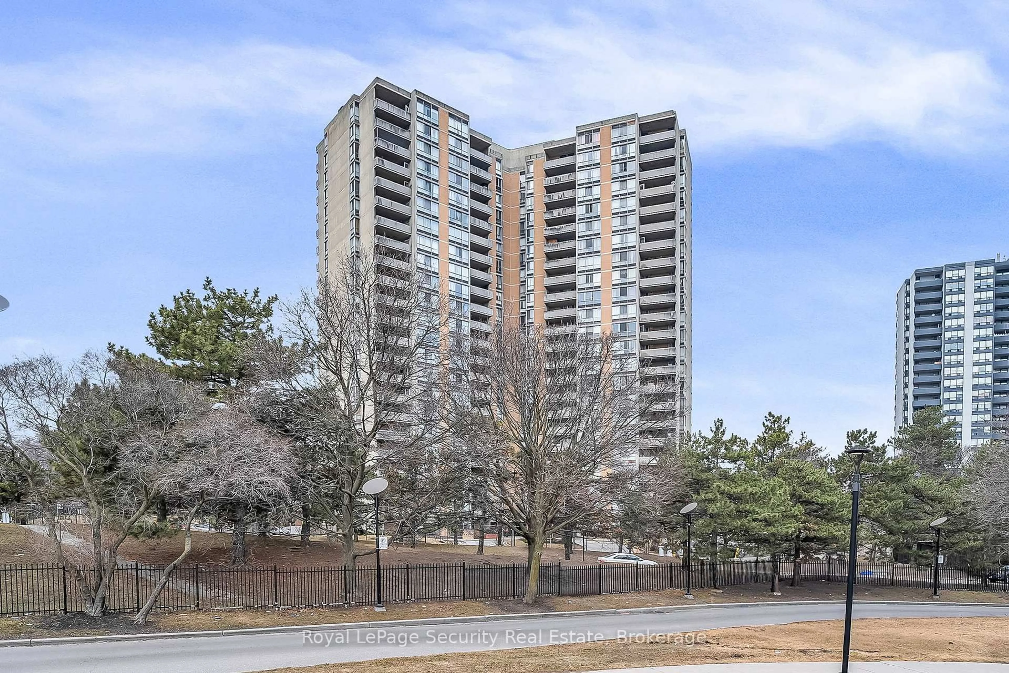 Unknown for 10 Martha Eaton Way #1207, Toronto Ontario M6M 5B3
