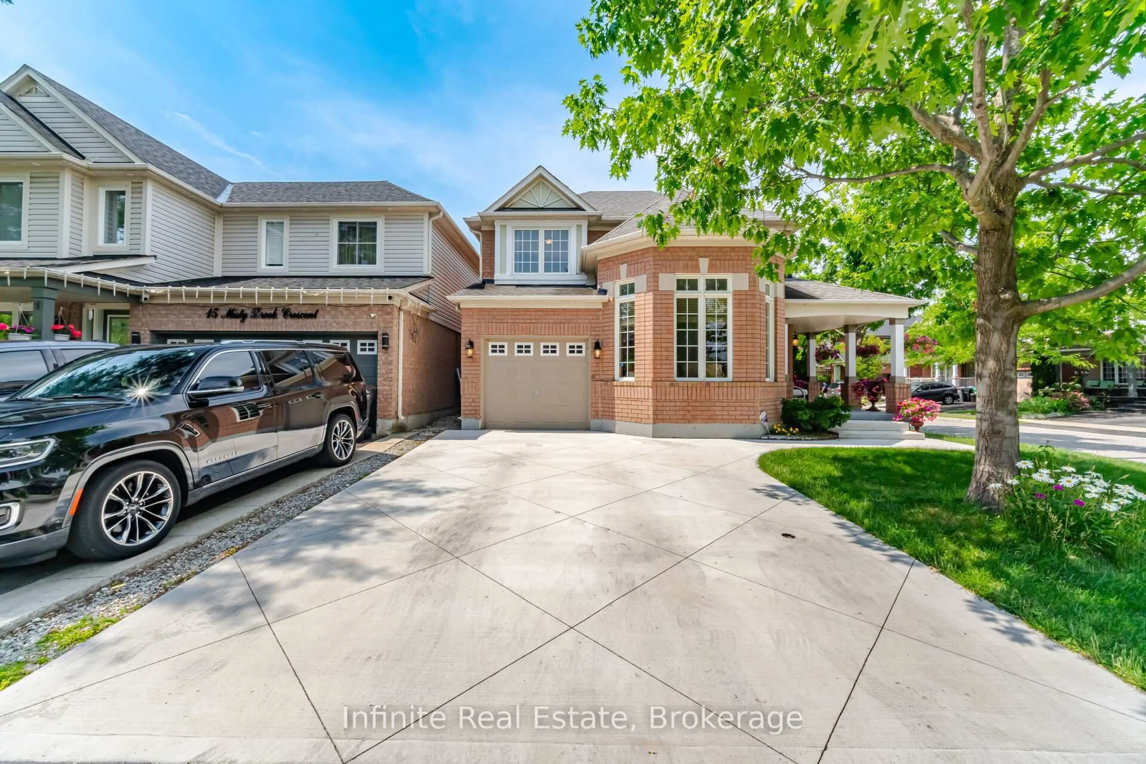 Home with brick exterior material, street for 17 Mistybrook Cres, Brampton Ontario L7A 2S8