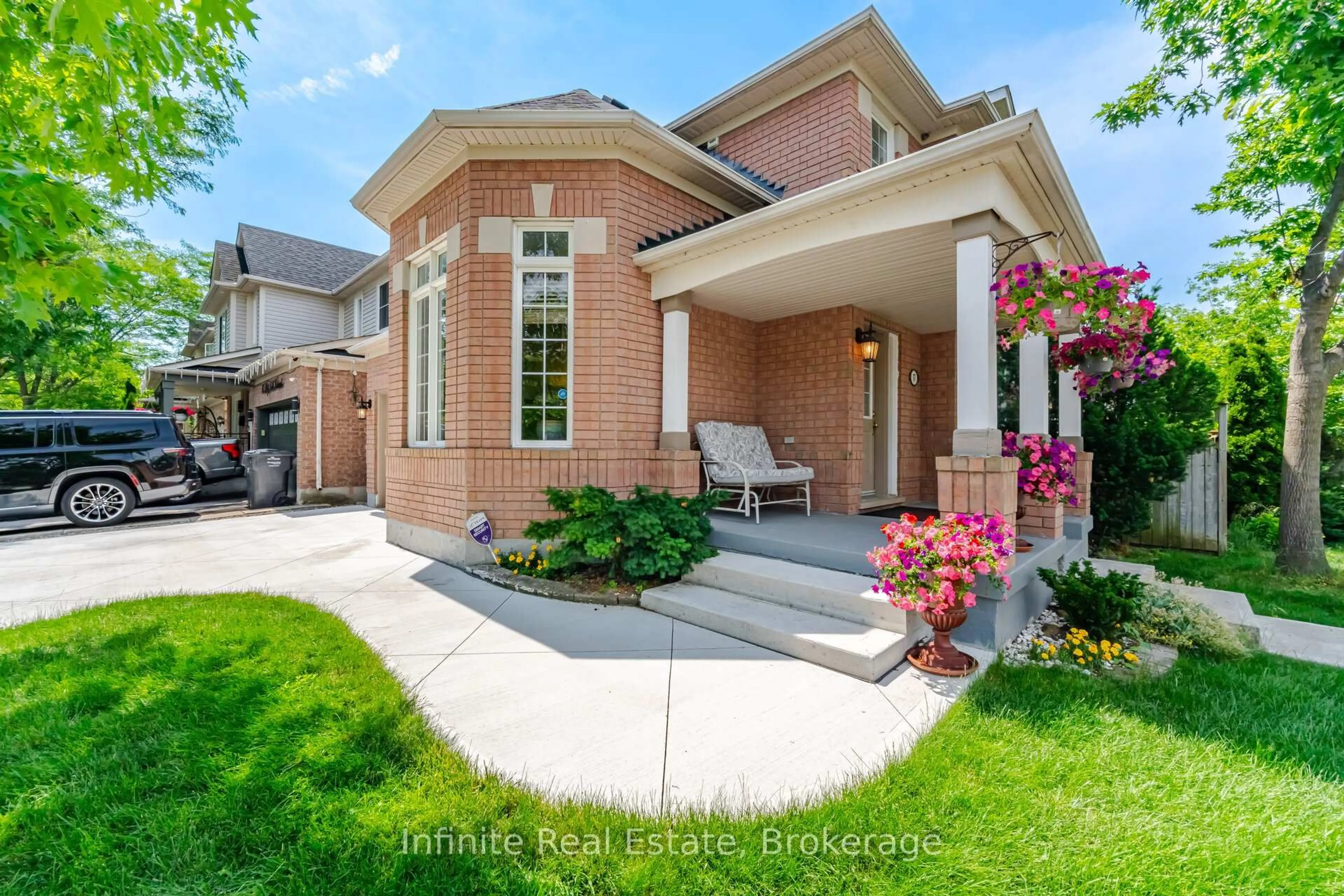 Home with brick exterior material, street for 17 Mistybrook Cres, Brampton Ontario L7A 2S8