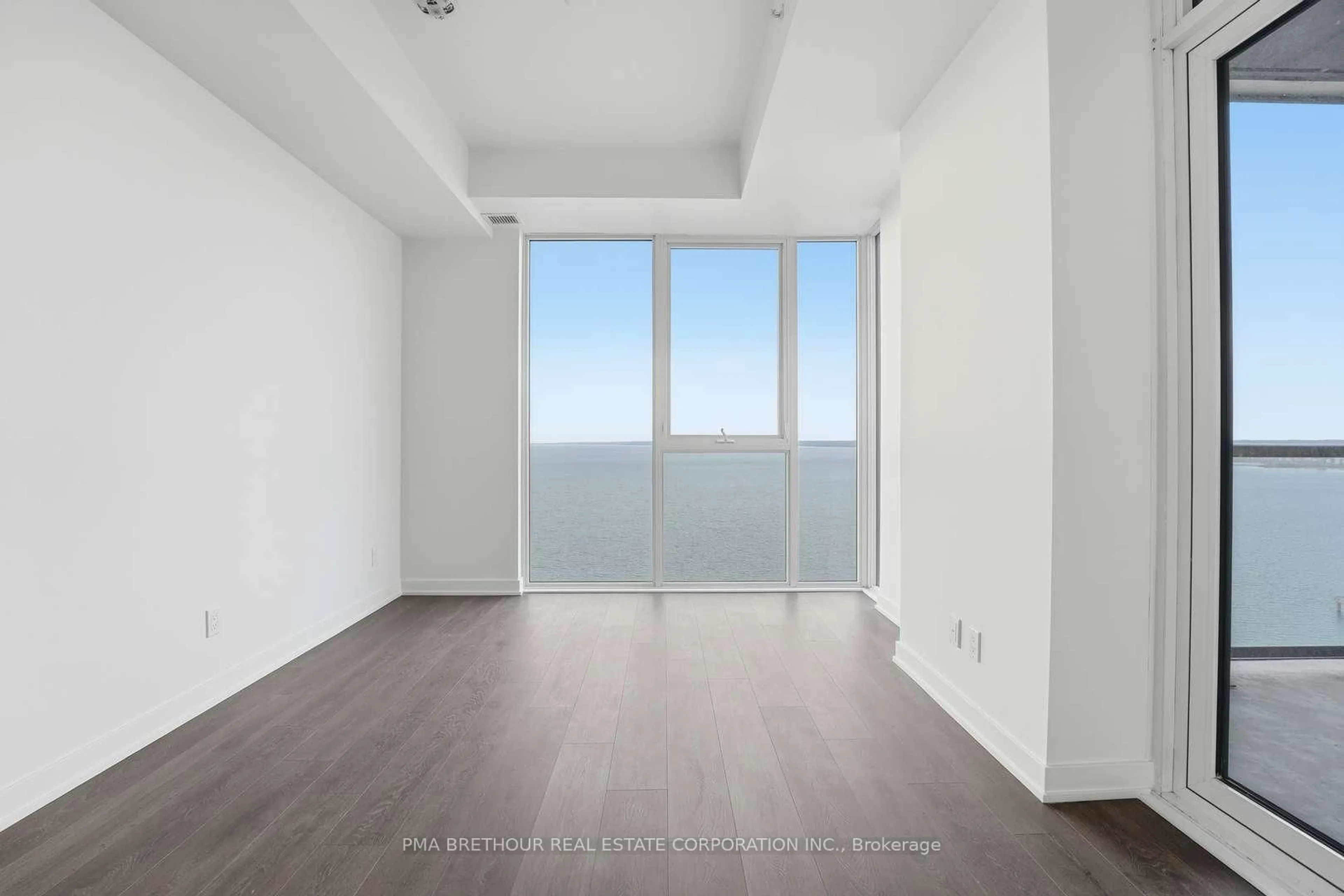 A pic of a room for 370 Martha St #2603, Burlington Ontario L7R 0G9