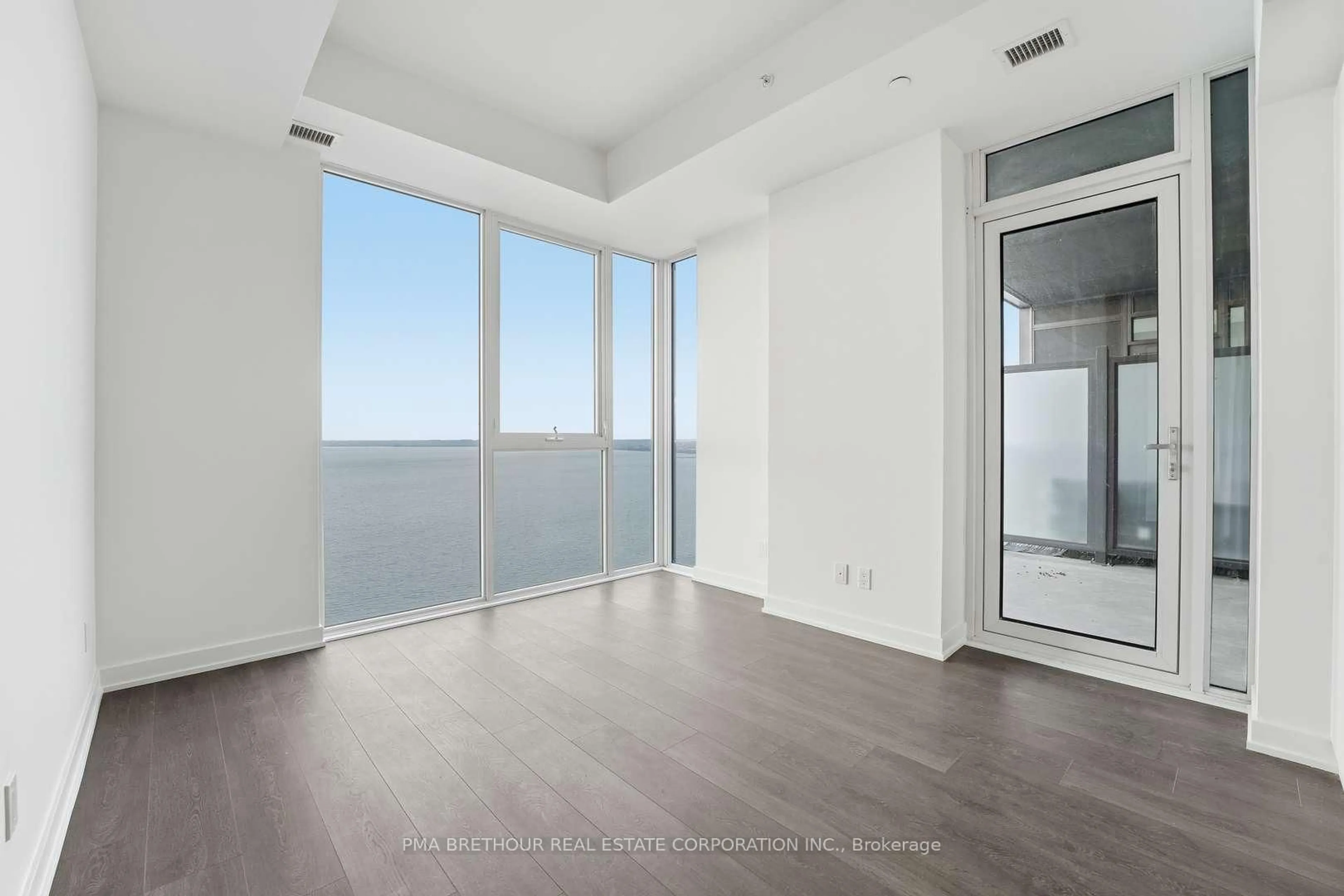 A pic of a room for 370 Martha St #2603, Burlington Ontario L7R 0G9