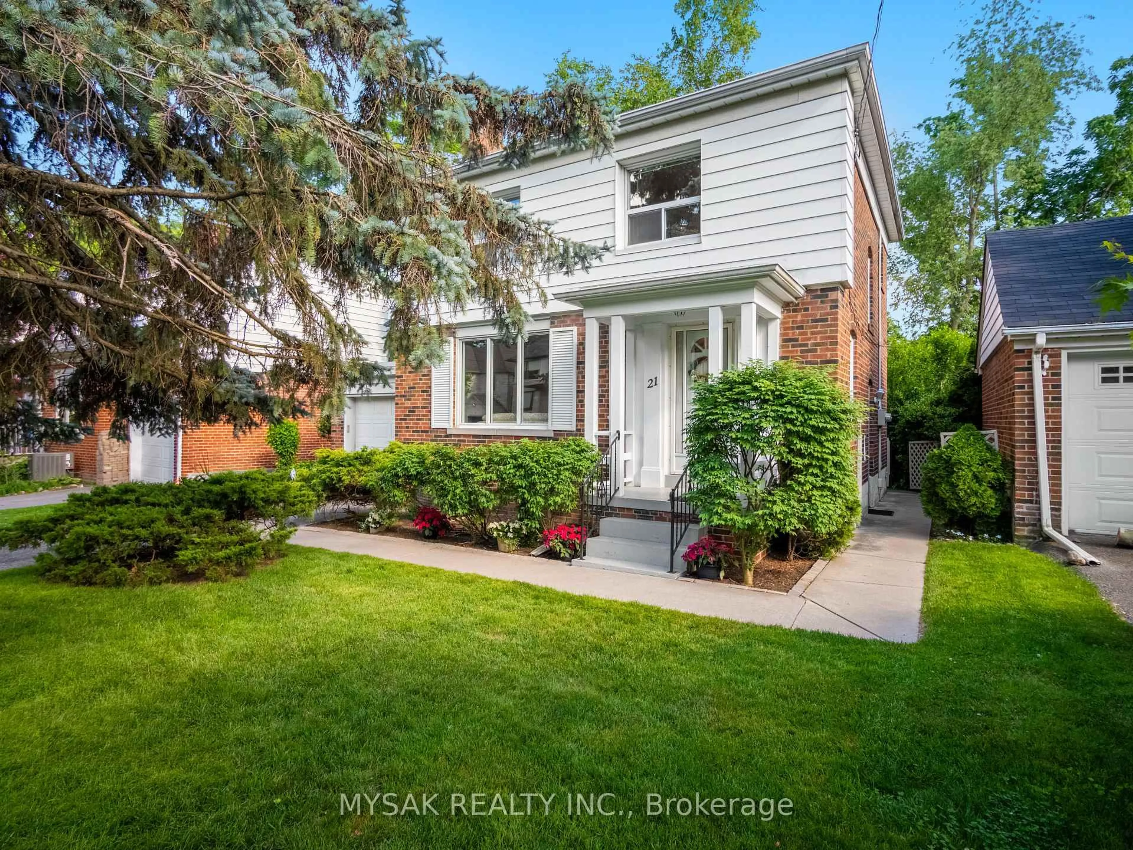 Home with brick exterior material, street for 21 Oak Hampton Blvd, Toronto Ontario M9A 2T9