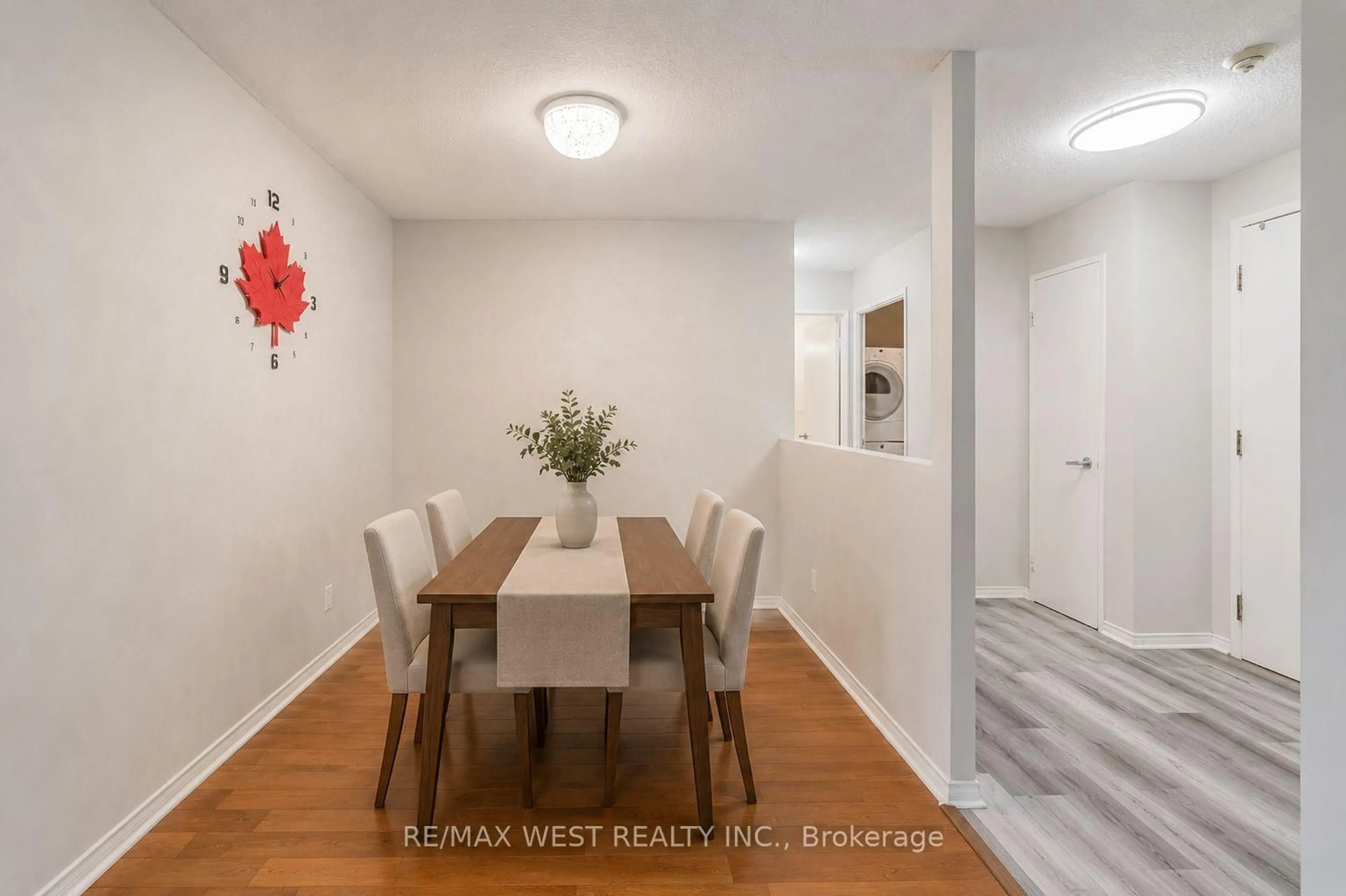 Dining room, wood/laminate floor for 115 Hillcrest Ave #610, Mississauga Ontario L5B 3Y9
