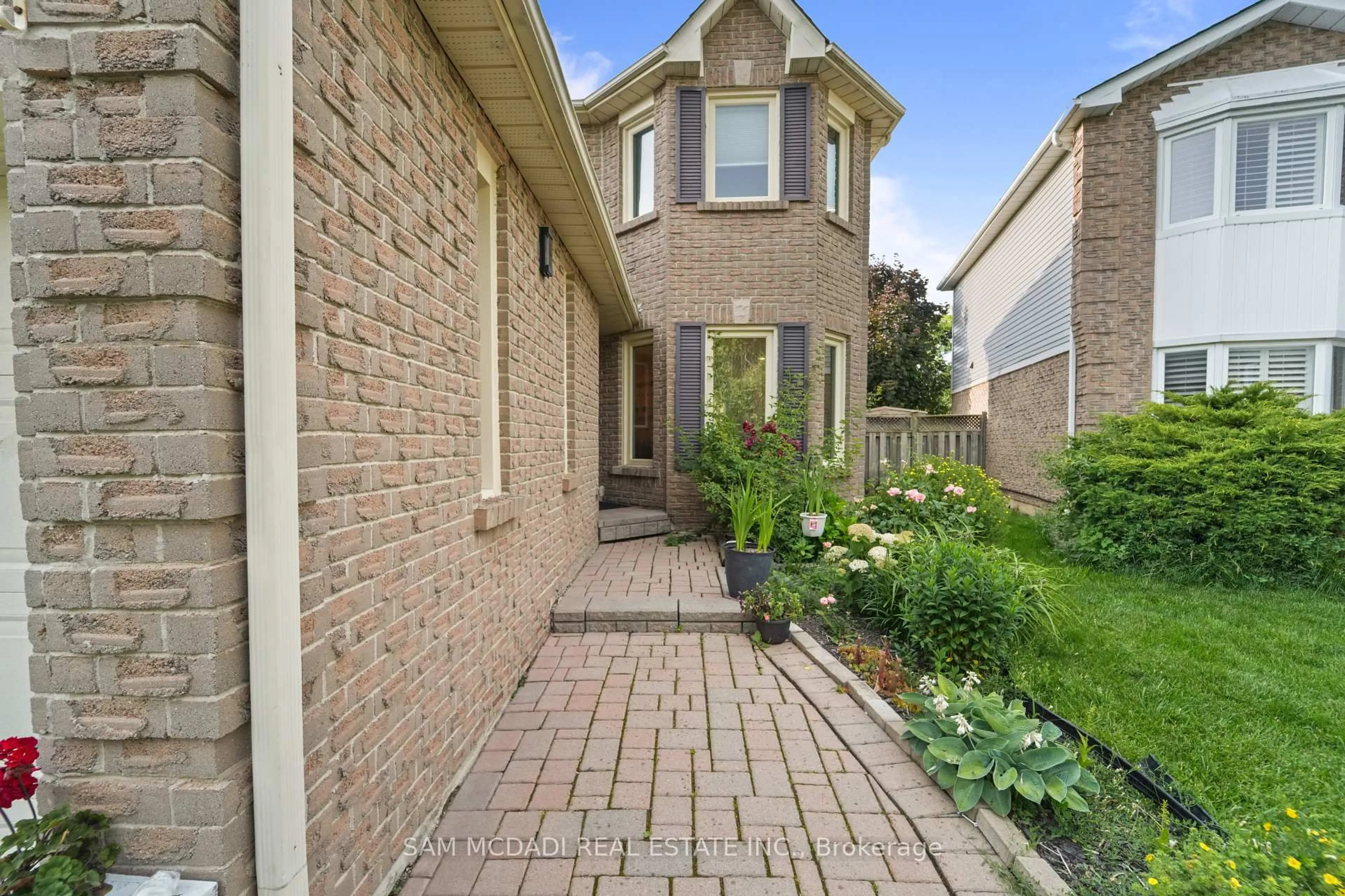 Home with brick exterior material, street for 6251 Saltmarsh Crt, Mississauga Ontario L5N 5V9