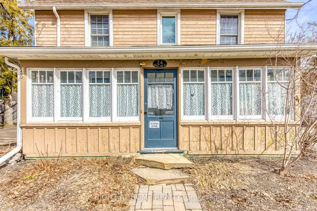 24 Mill St, Brampton 3