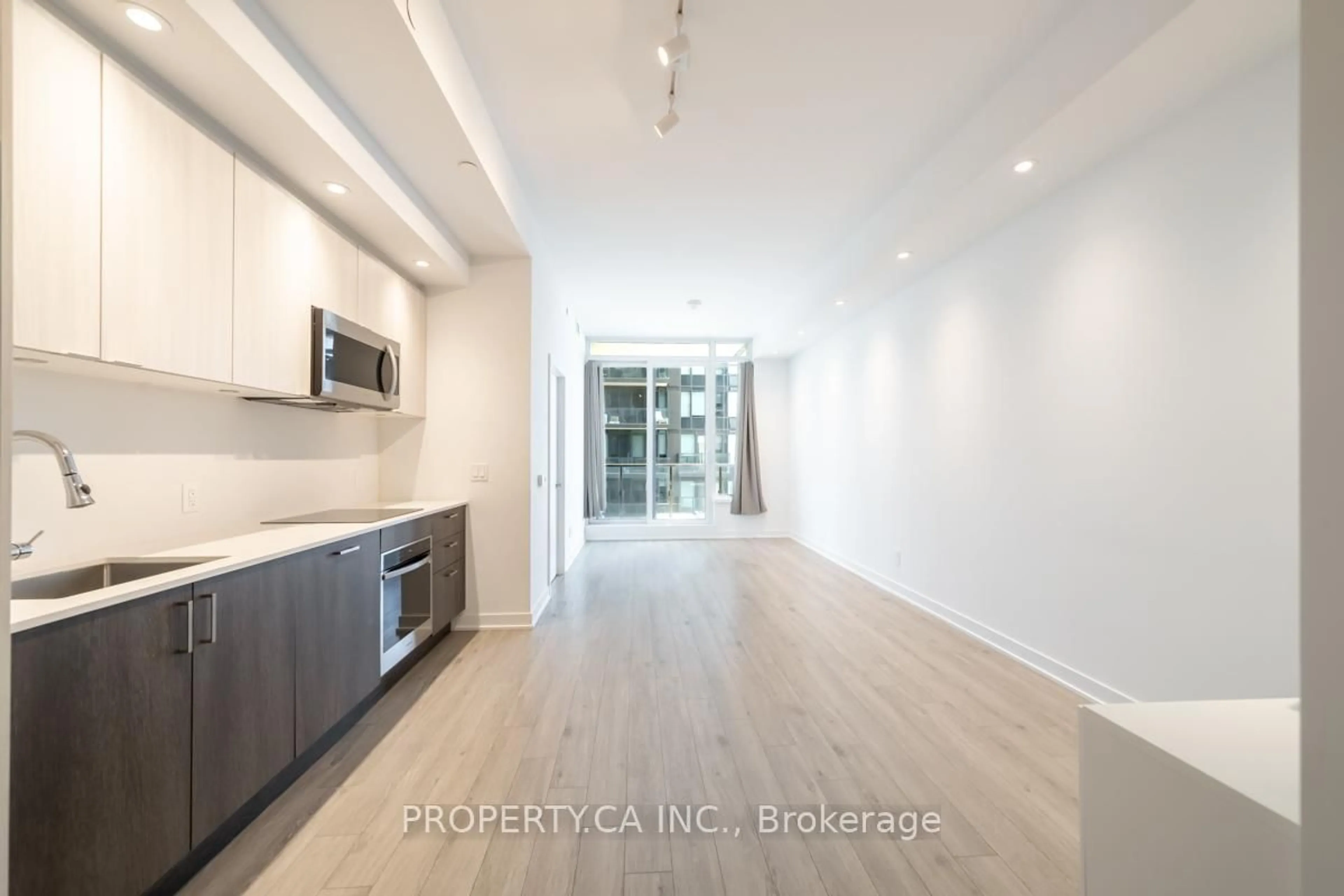 A pic of a room for 1928 Lake Shore Blvd #3205, Toronto Ontario M6S 0B1