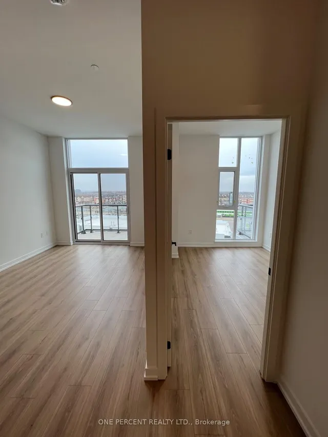 10 Lagerfeld Dr Dr #617, Brampton 2
