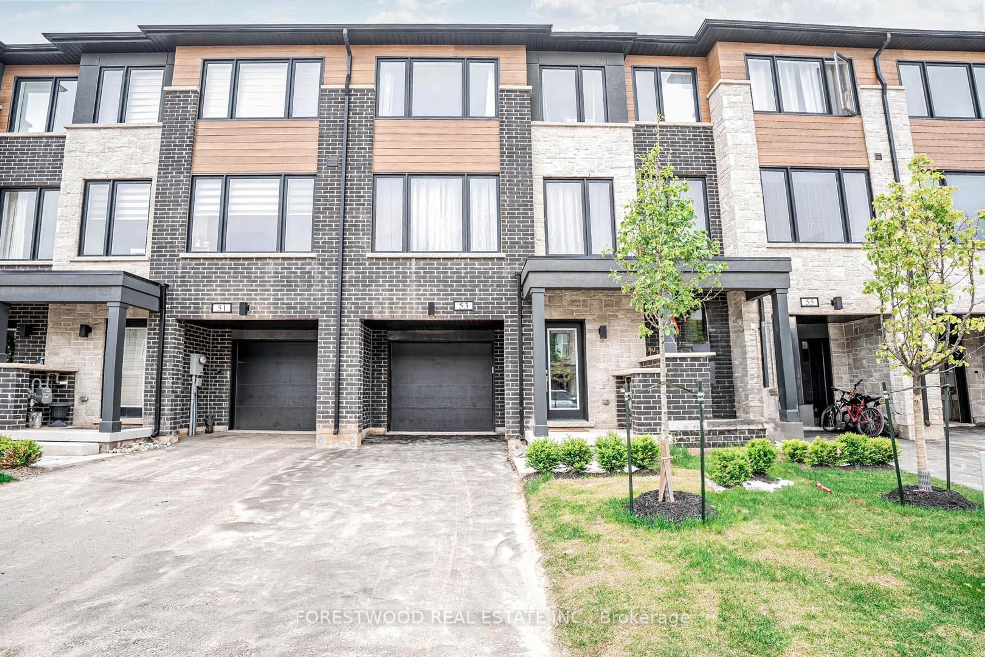 Home with brick exterior material, street for 53 Humberstone Dr, Halton Hills Ontario L7G 0P6