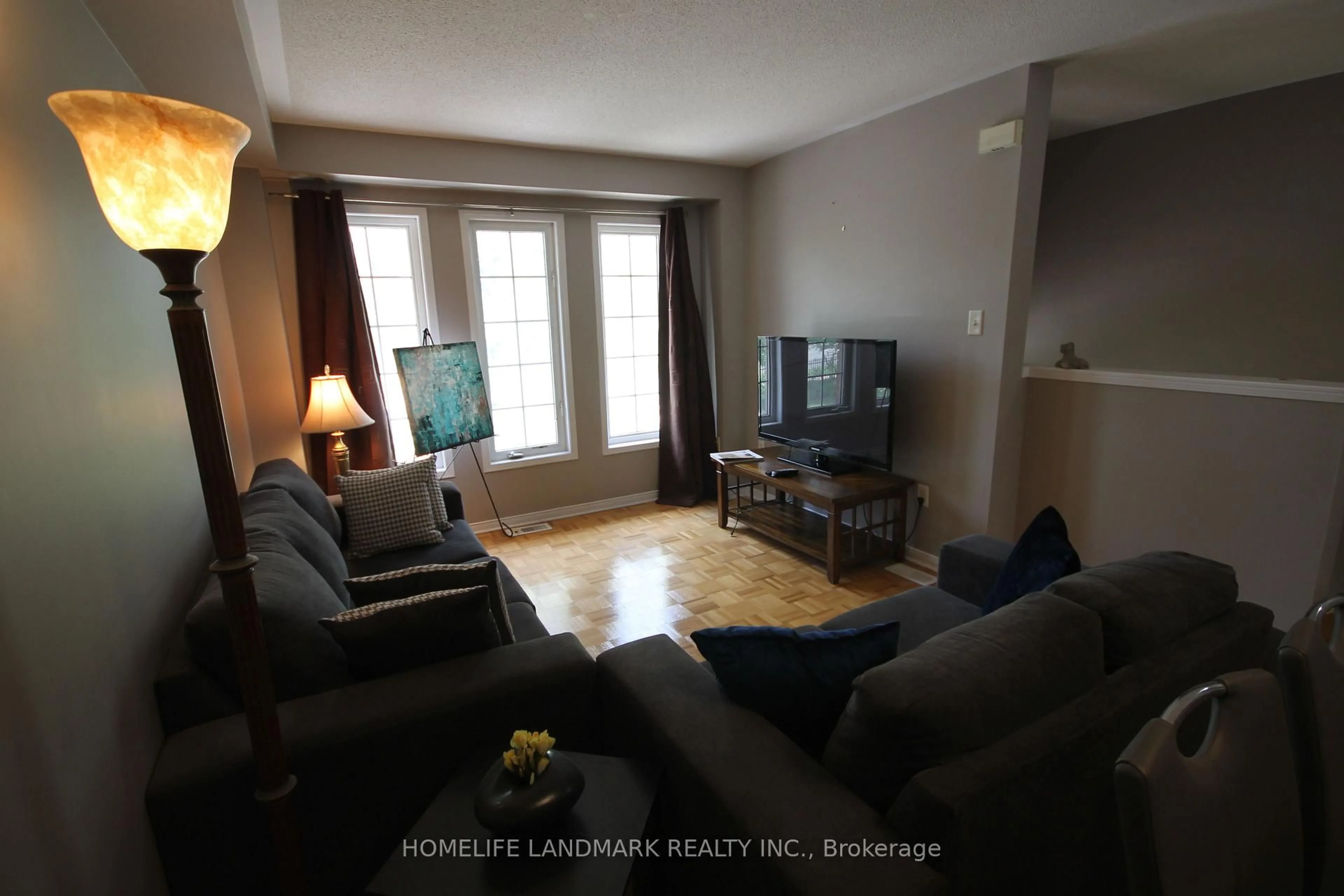 Living room with furniture, unknown for 4950 Albina Way #28, Mississauga Ontario L4Z 4J4