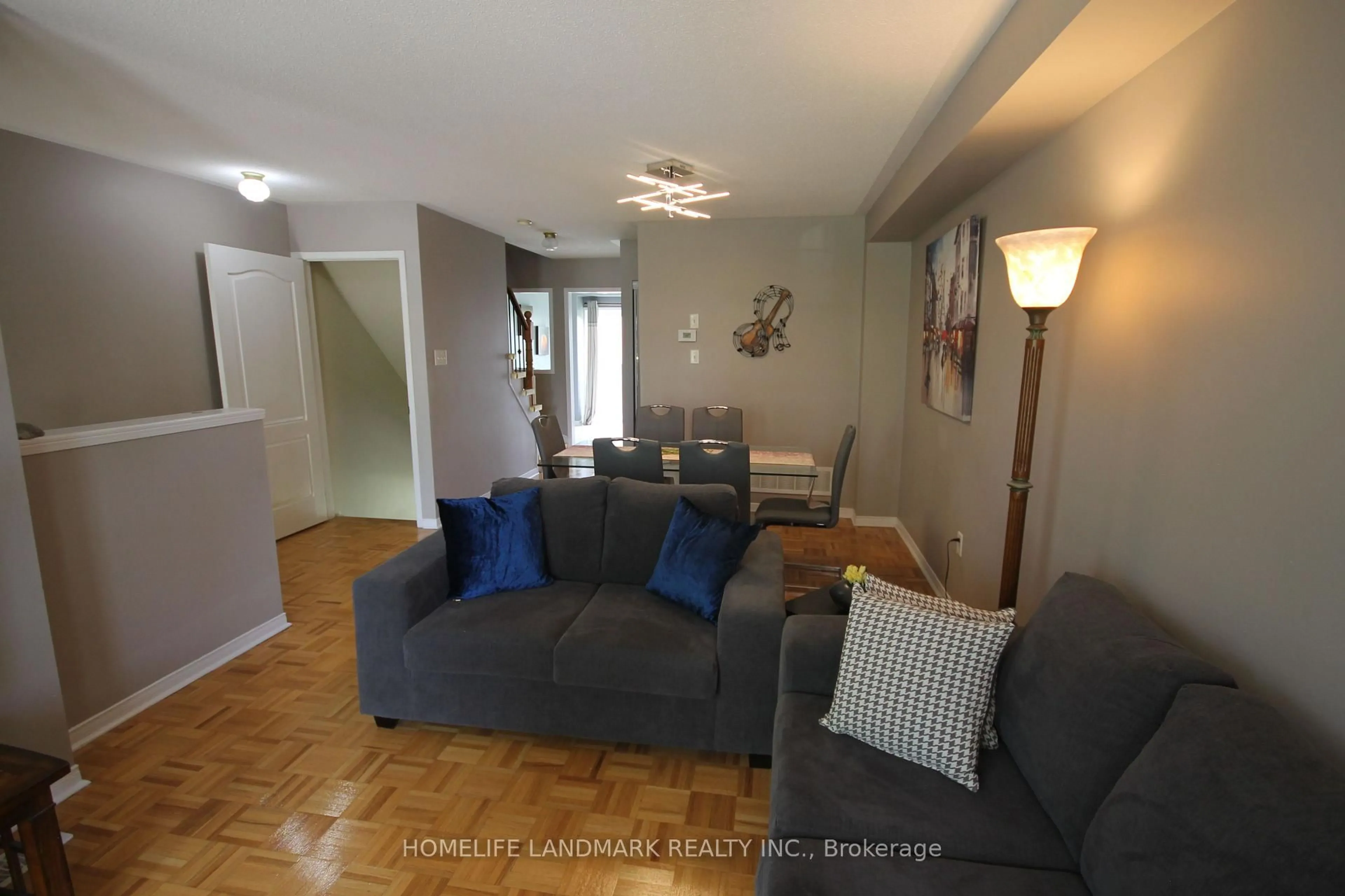 Living room with furniture, unknown for 4950 Albina Way #28, Mississauga Ontario L4Z 4J4