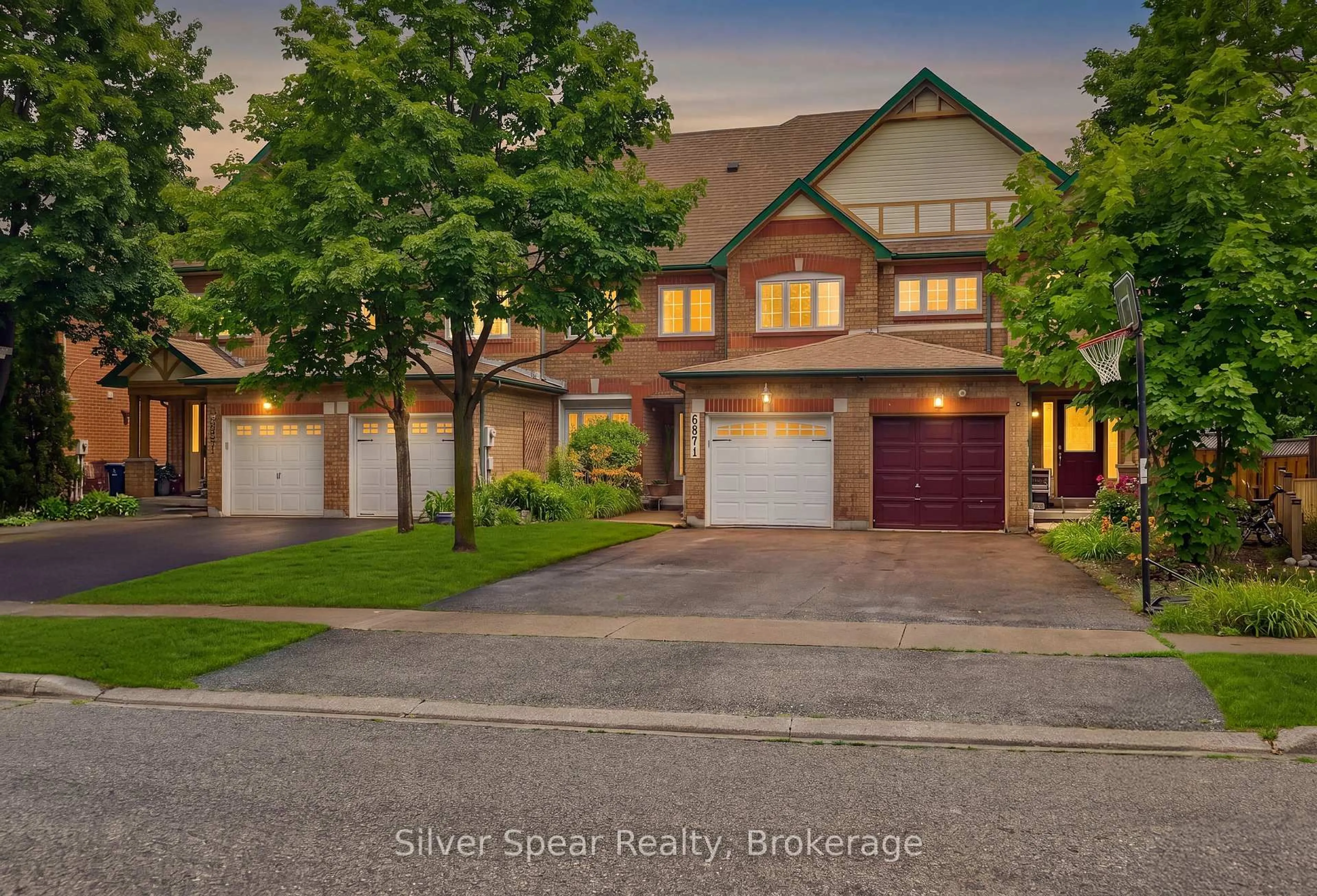 Unknown for 6871 Apex Crt, Mississauga Ontario L5N 7H6
