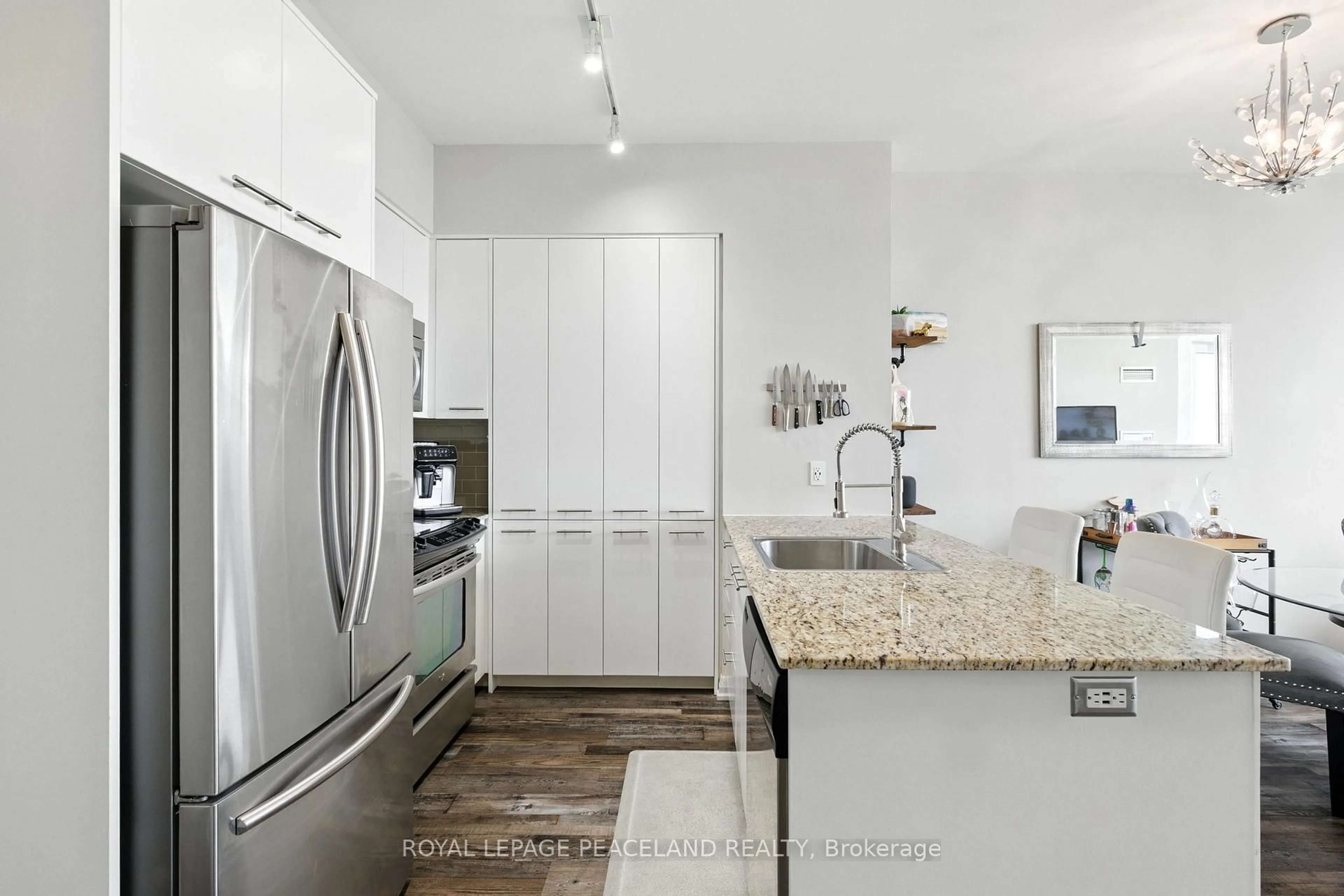 Open concept kitchen, ceramic/tile floor for 1 Valhalla Inn Rd #2101, Toronto Ontario M9B 1S9
