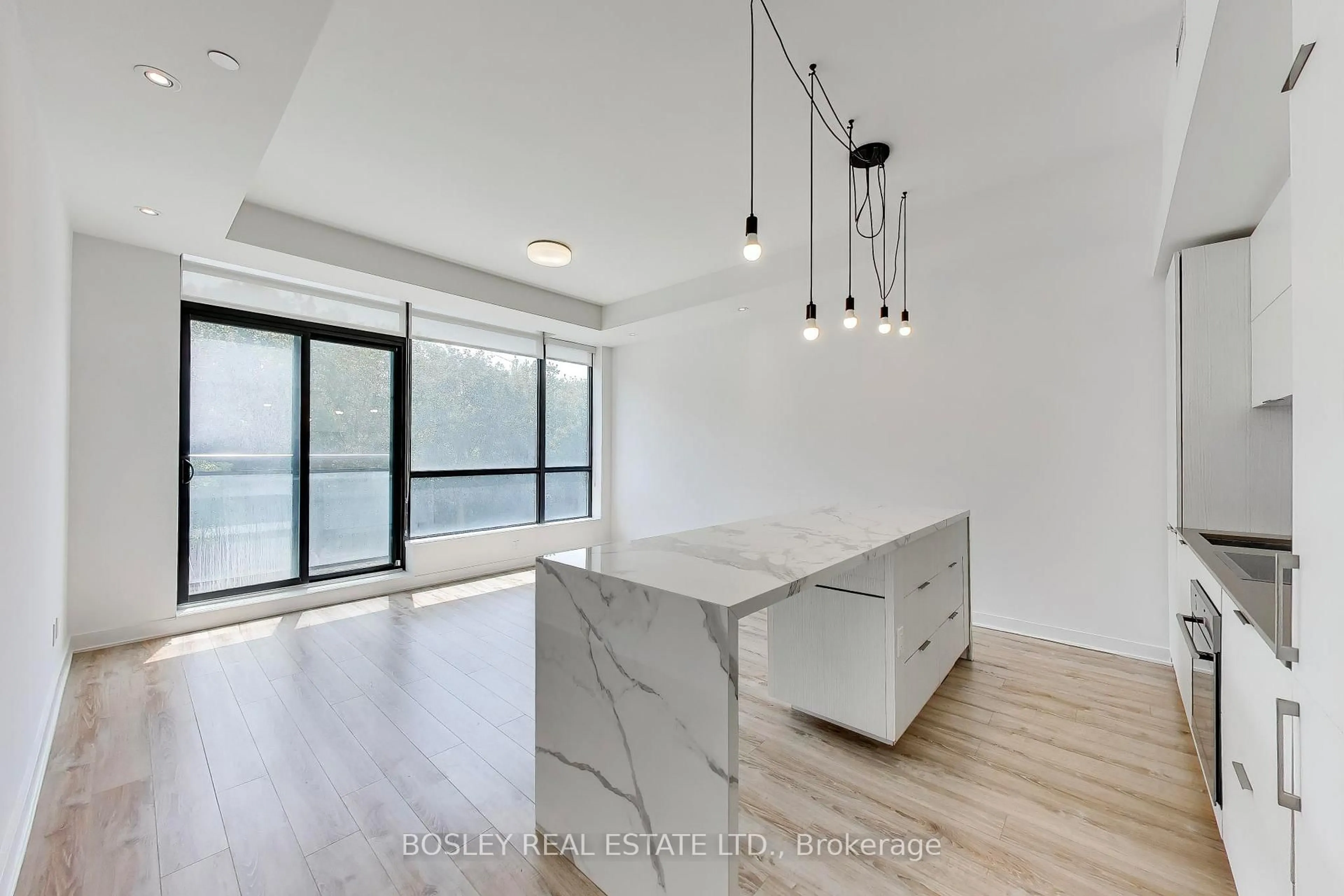 Open concept kitchen, unknown for 1990 Bloor St #210, Toronto Ontario M6P 3L1