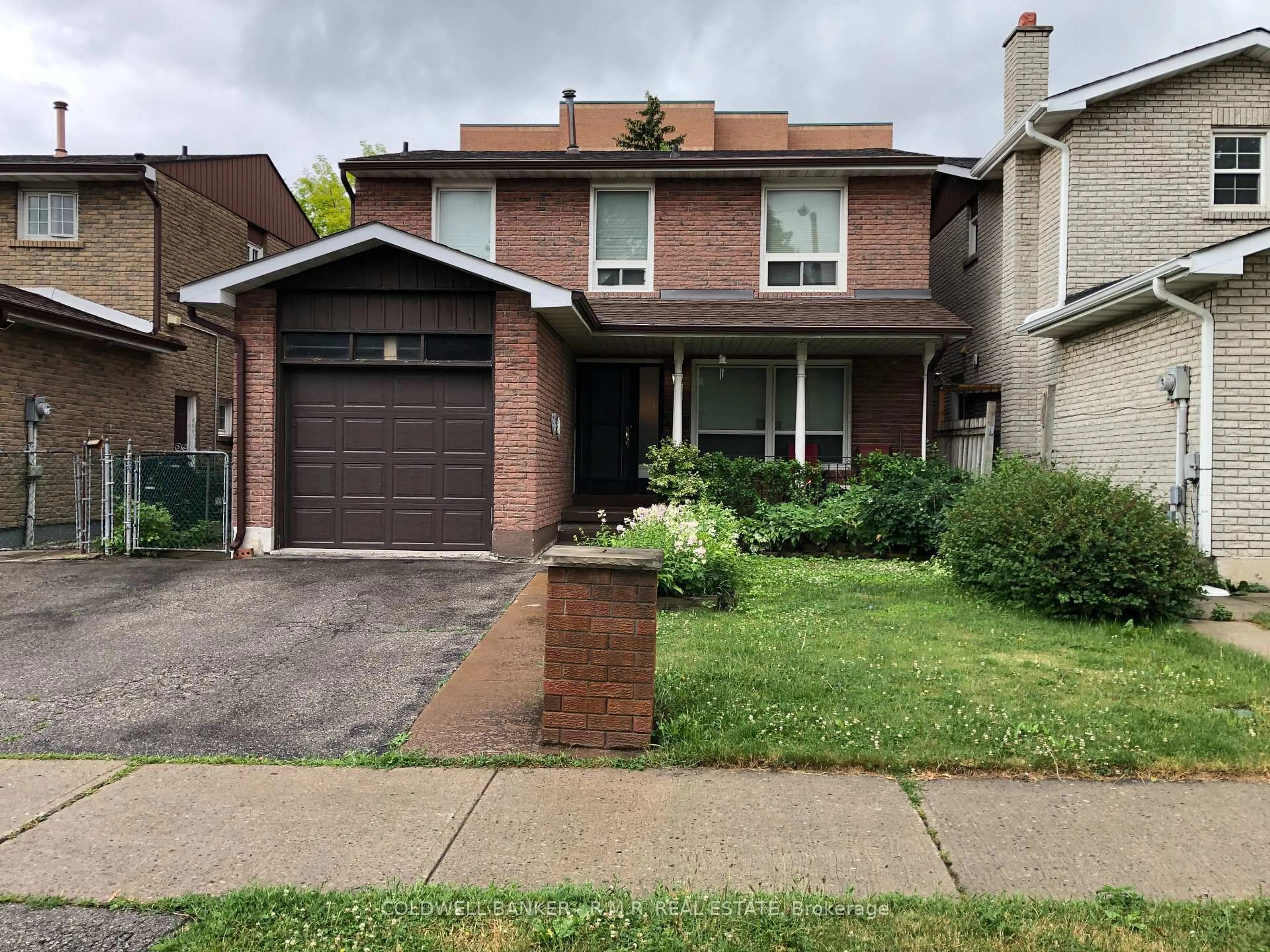 Home with brick exterior material, street for 5 Brownridge Cres, Toronto Ontario M9V 4M4