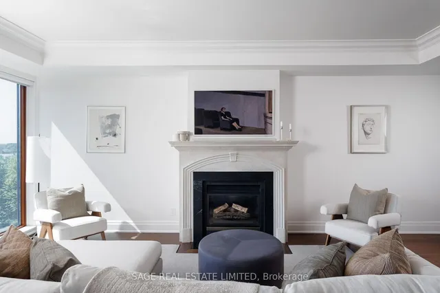 2095 Lake Shore Blvd #519, Toronto 4