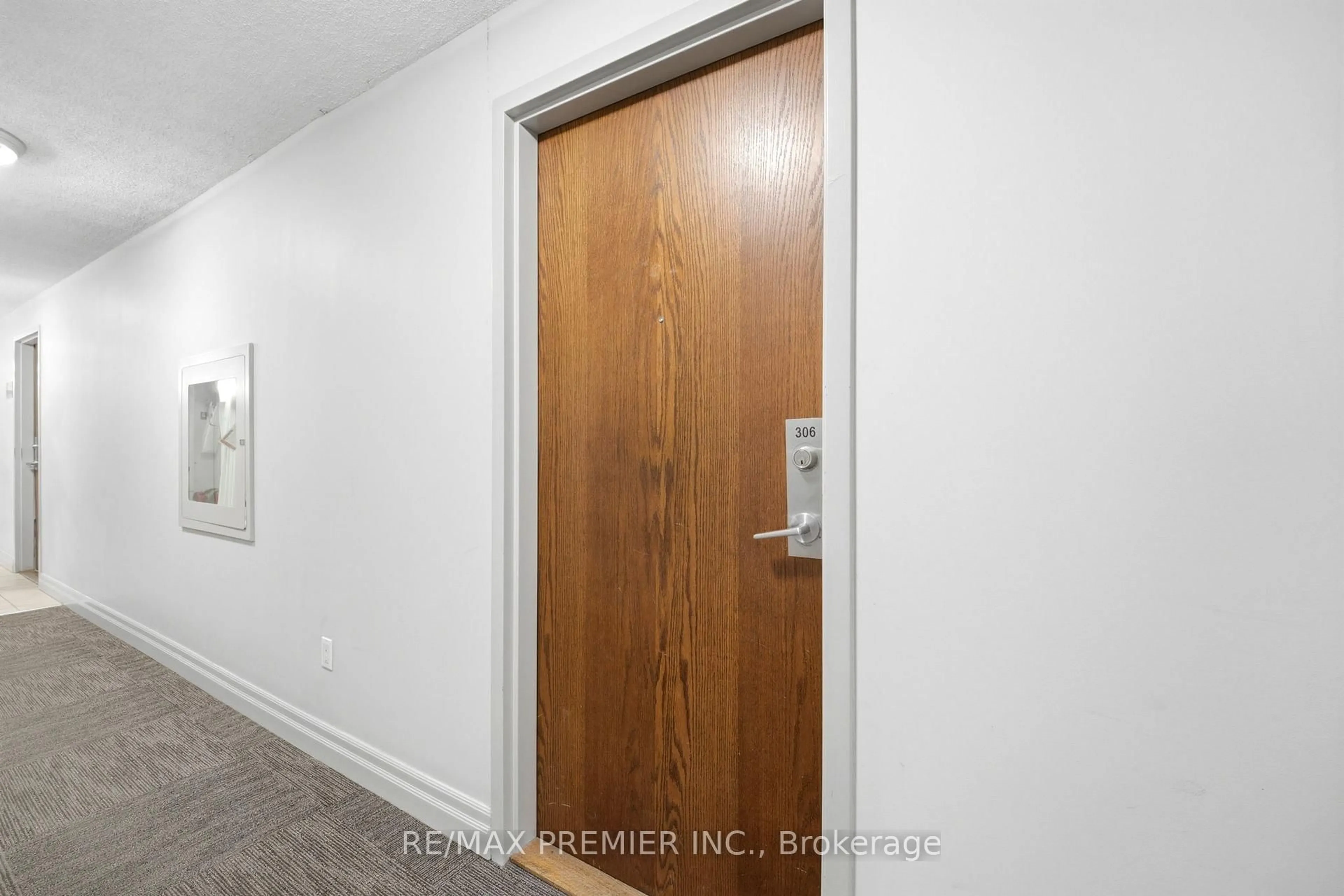 Unknown for 2772 Keele St #306, Toronto Ontario M3M 0A3