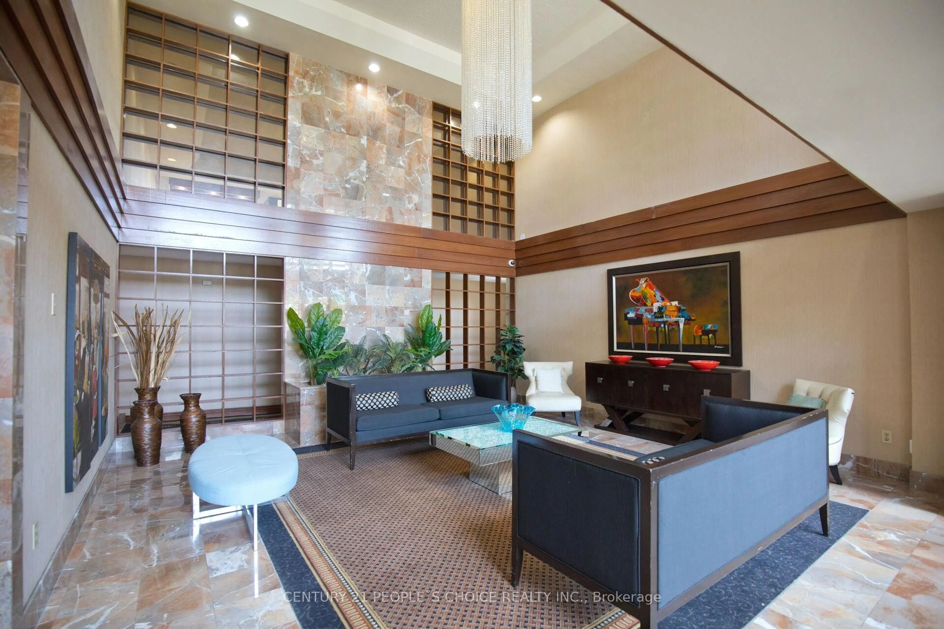 Lobby for 100 County Court Blvd #1709, Brampton Ontario L6W 3X1