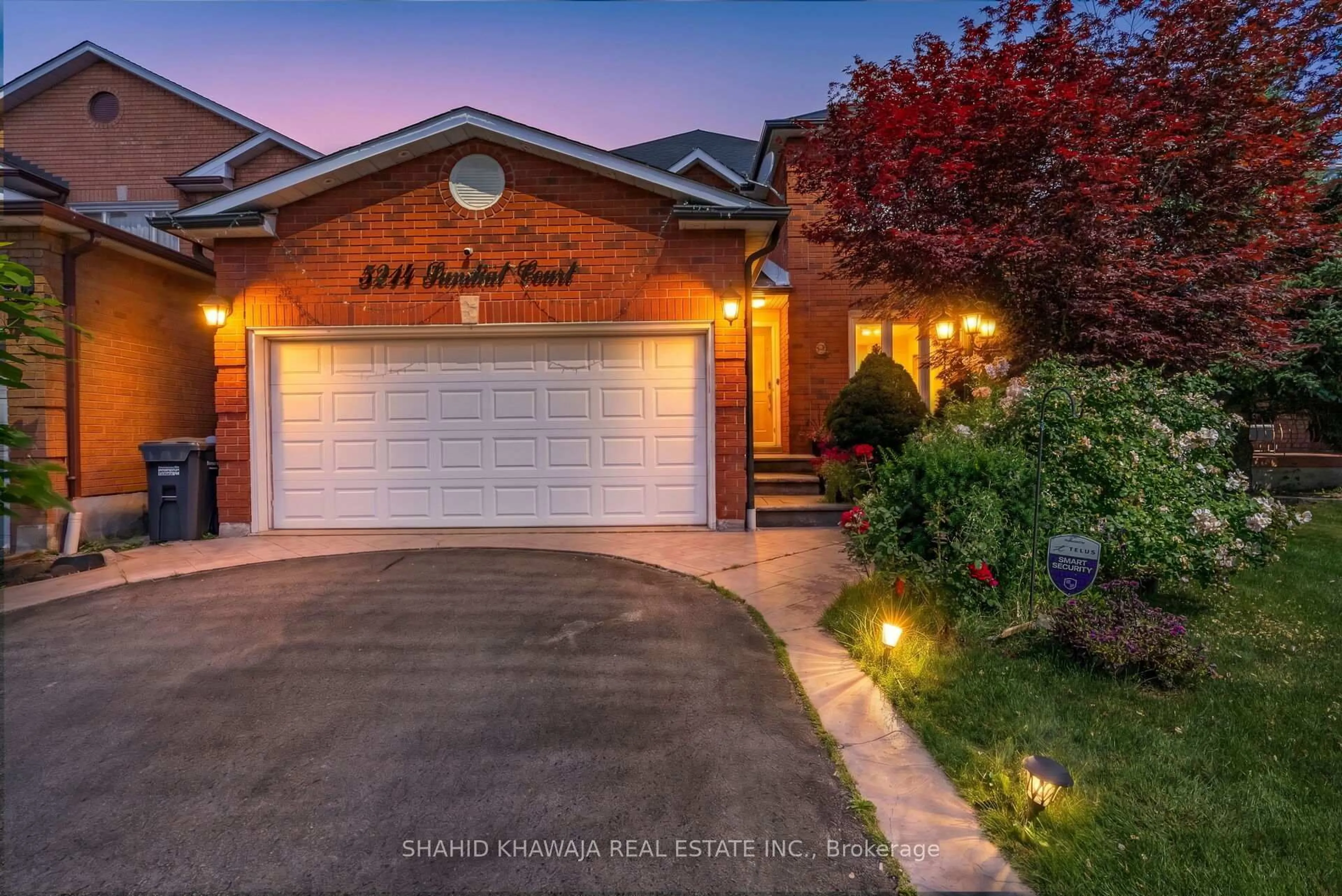 Home with brick exterior material, street for 5214 Sundial Crt, Mississauga Ontario L5R 2S8