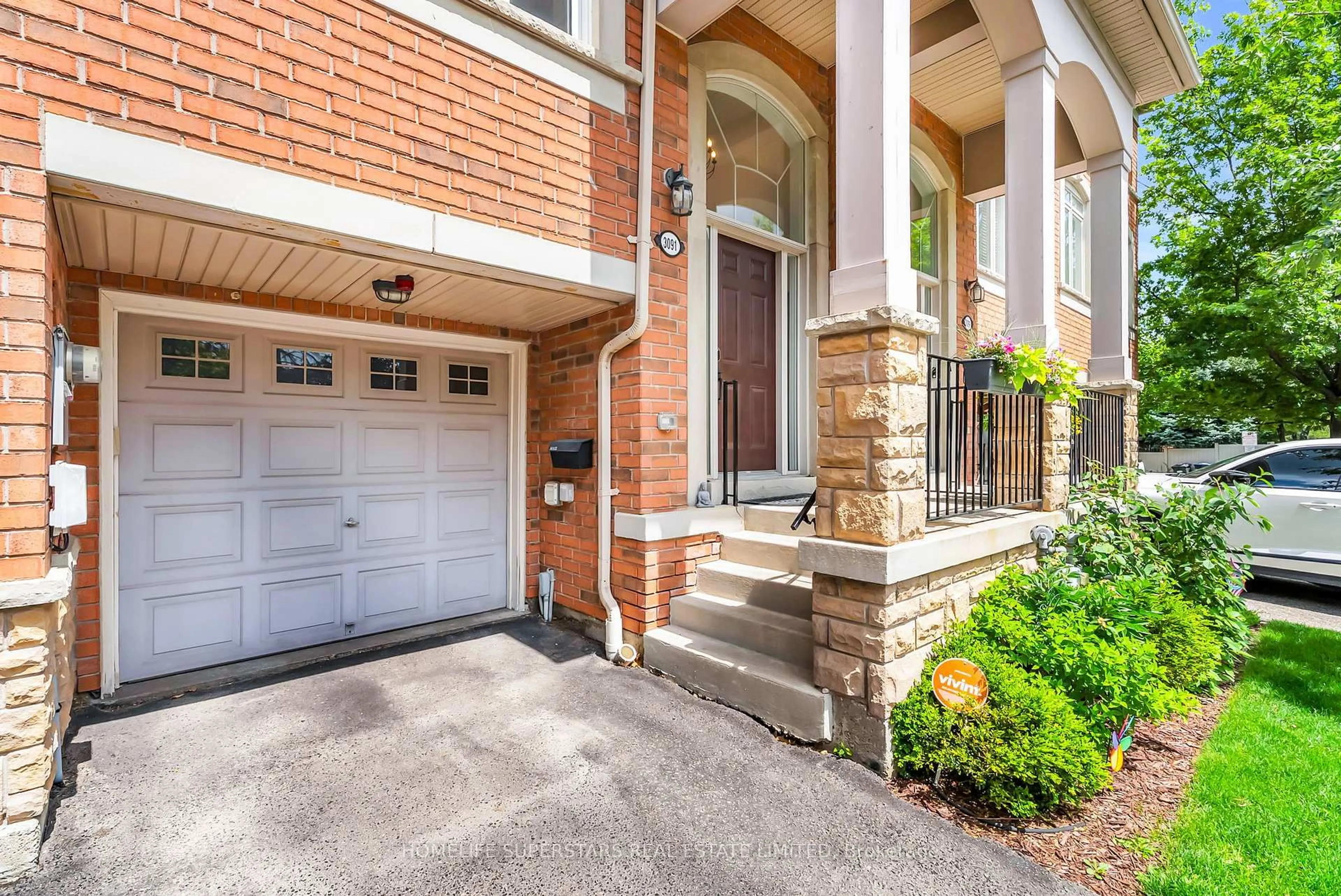 Home with brick exterior material, street for 3091 Joel Kerbel Pl, Mississauga Ontario L4Y 0B1