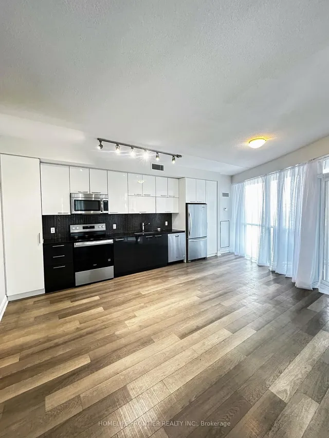 80 Marine Parade Dr #606, Toronto 4