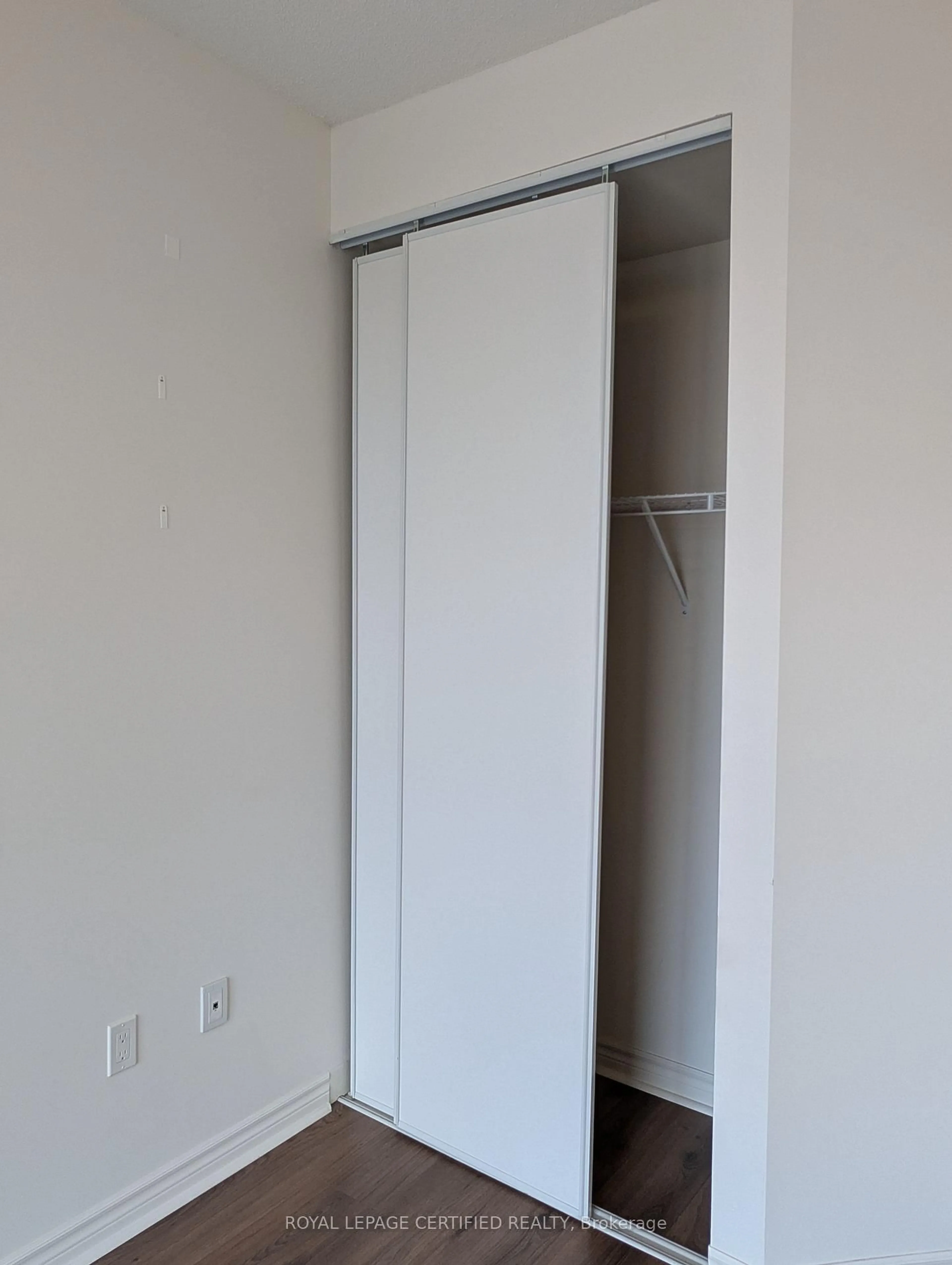A pic of a room for 349 Rathburn Rd #2205, Mississauga Ontario L5B 0G9